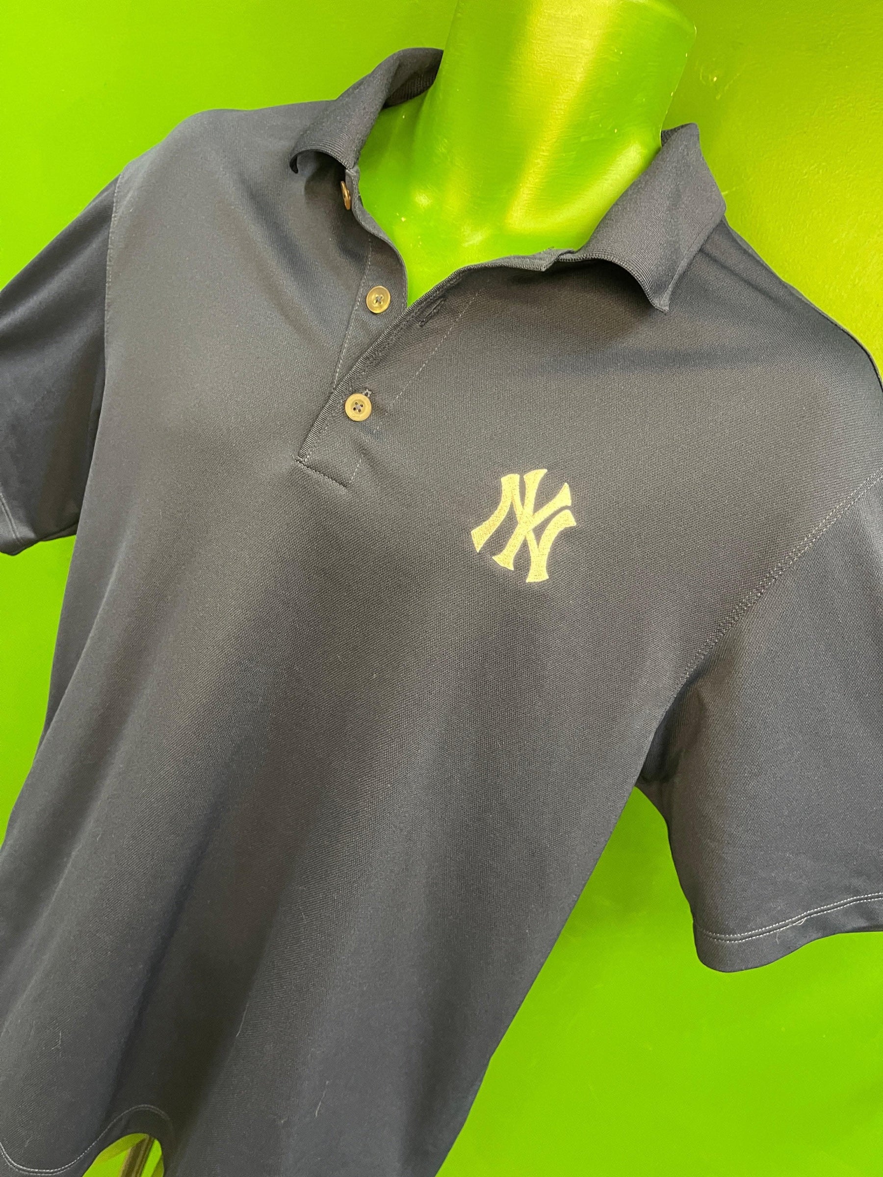 MLB New York Yankees Wicking Dark Blue Polo Shirt Men's Medium