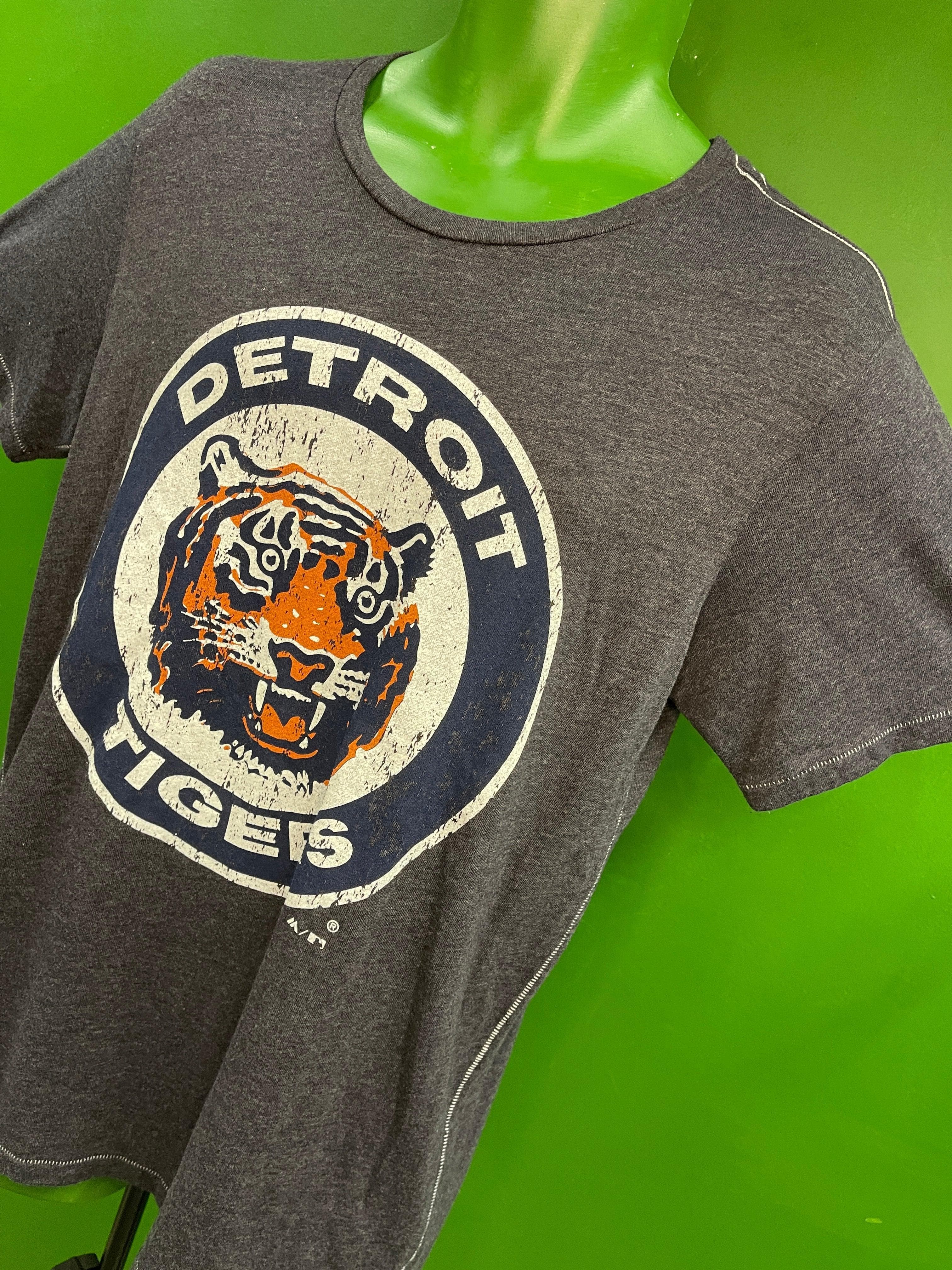 Nike Detroit Tigers Men's Large Logo T-Shirt by Vintage Detroit Collection