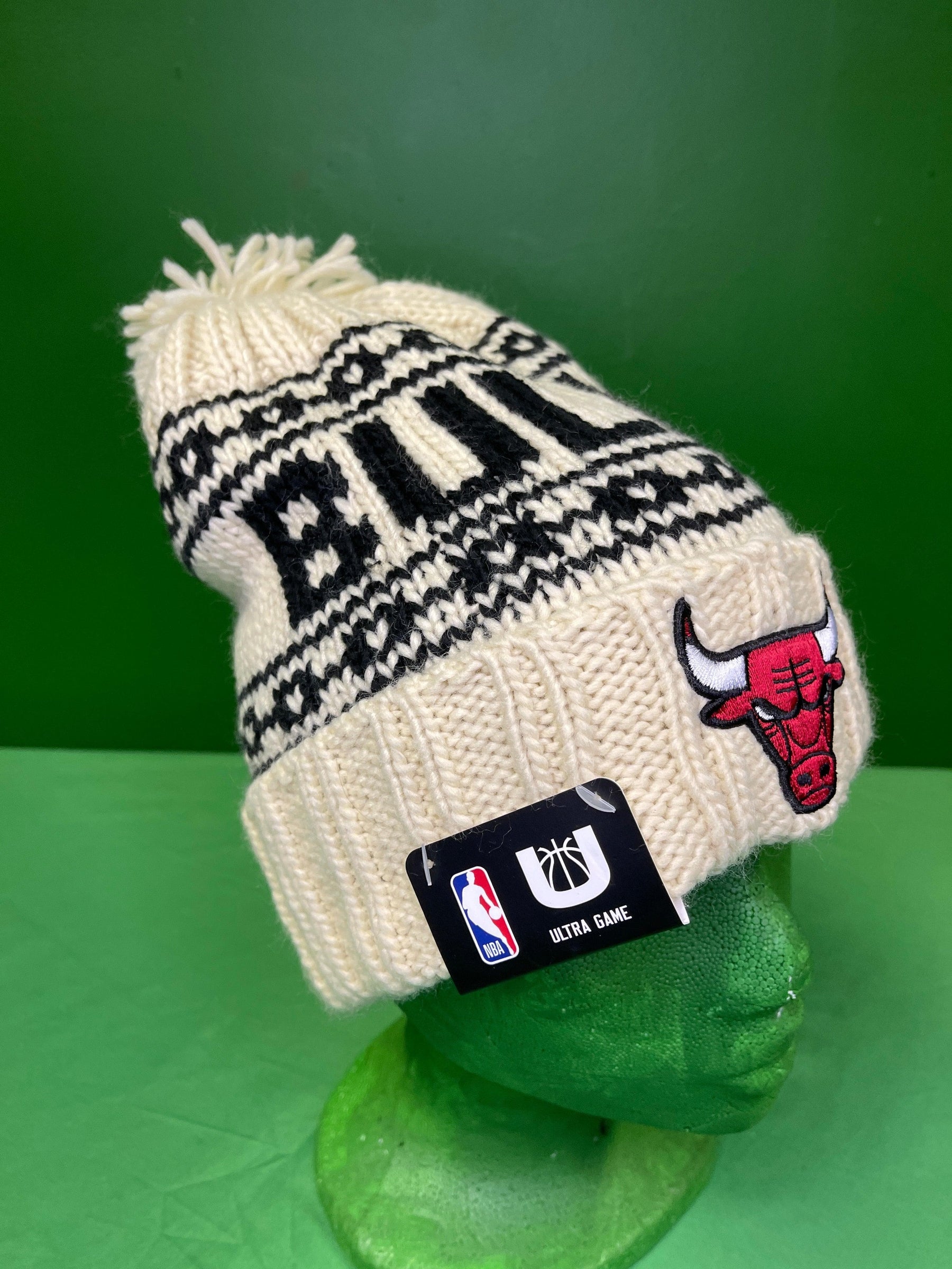 NBA Chicago Bulls New Era Woolly Bobble Hat OSFM NWT