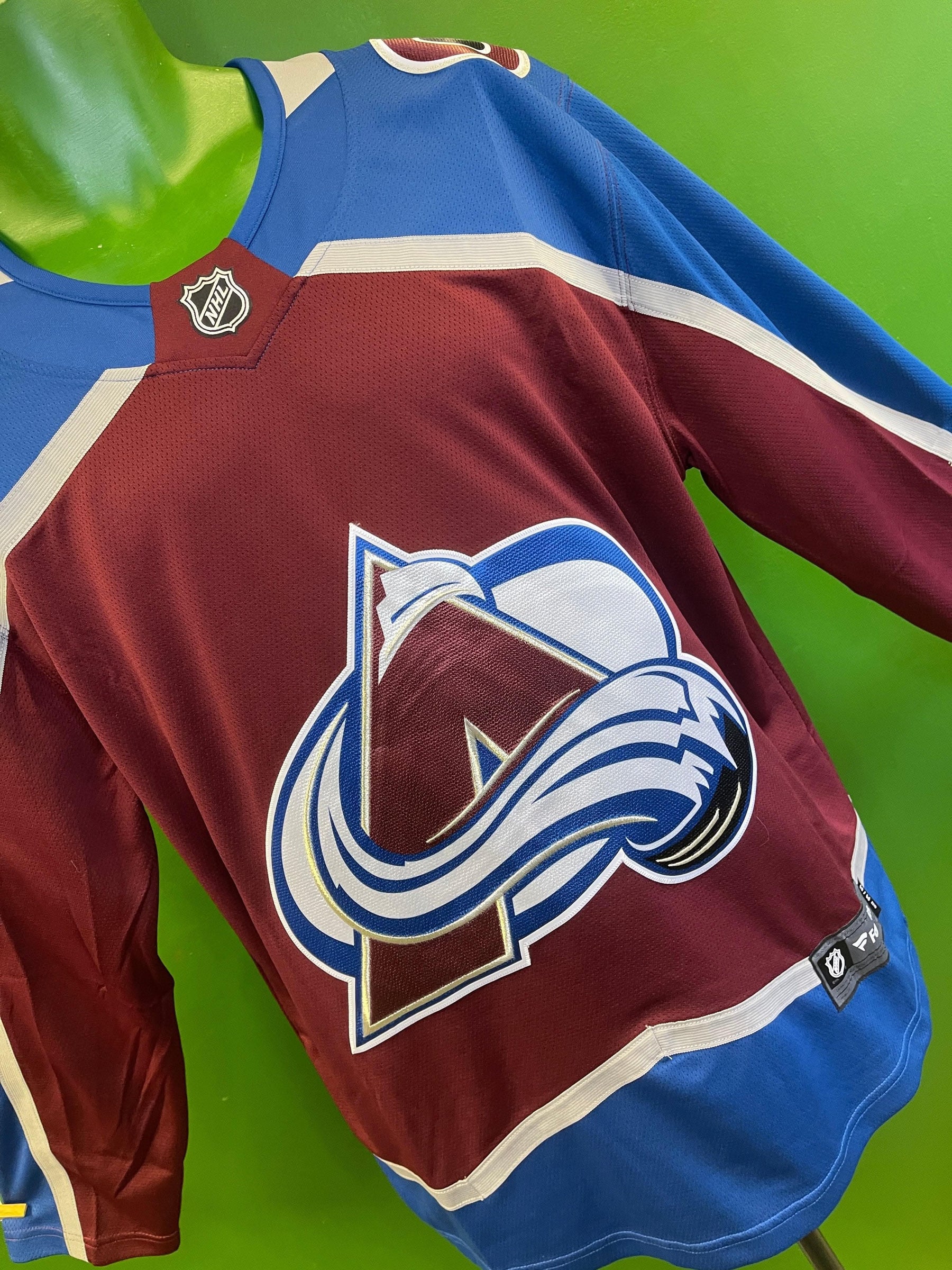 NHL Colorado Avalanche Blank Fanatics Breakaway Stitched Jersey Men's Medium NWT