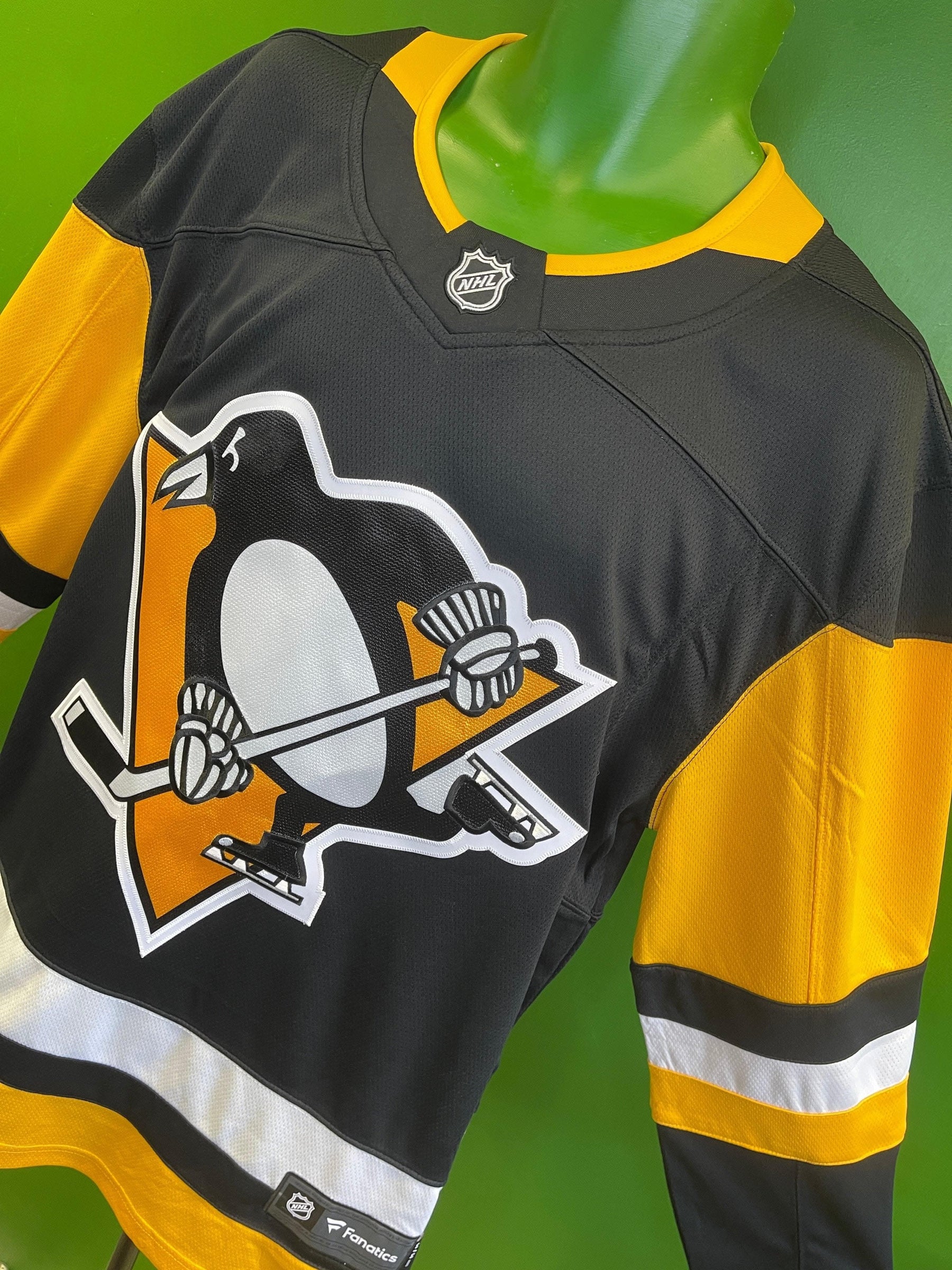 NHL Pittsburgh Penguins Blank Fanatics Breakaway Stitched Jersey Men's Medium NWT