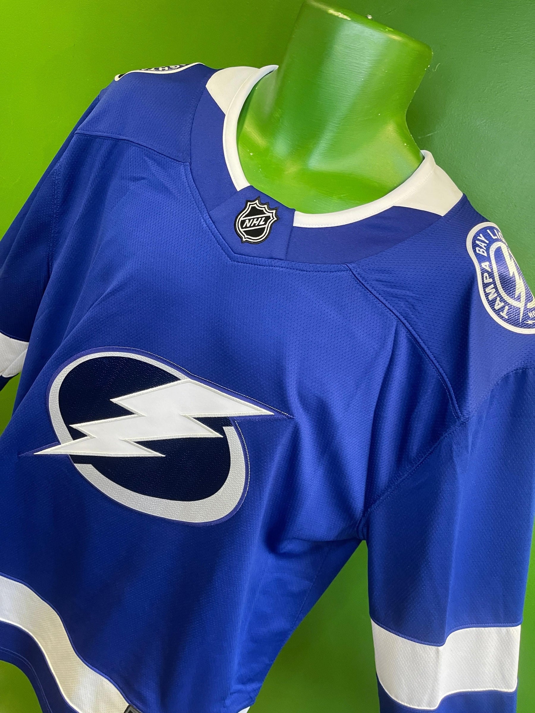 NHL Tampa Bay Lightning Fanatics Home Breakaway Jersey Men's Medium NWT