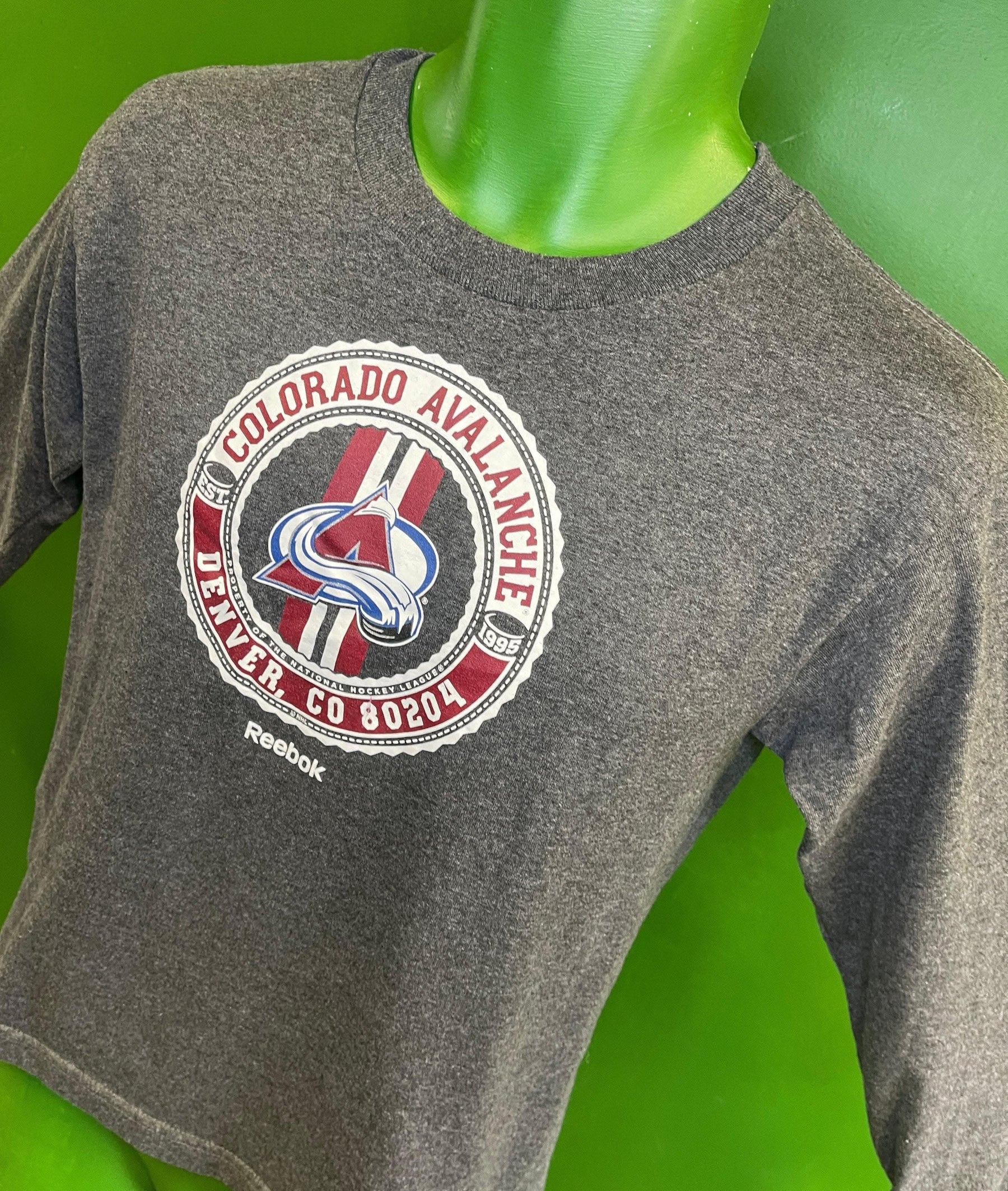 NHL Colorado Avalanche Reebok Grey L/S T-Shirt Youth Medium 10-12