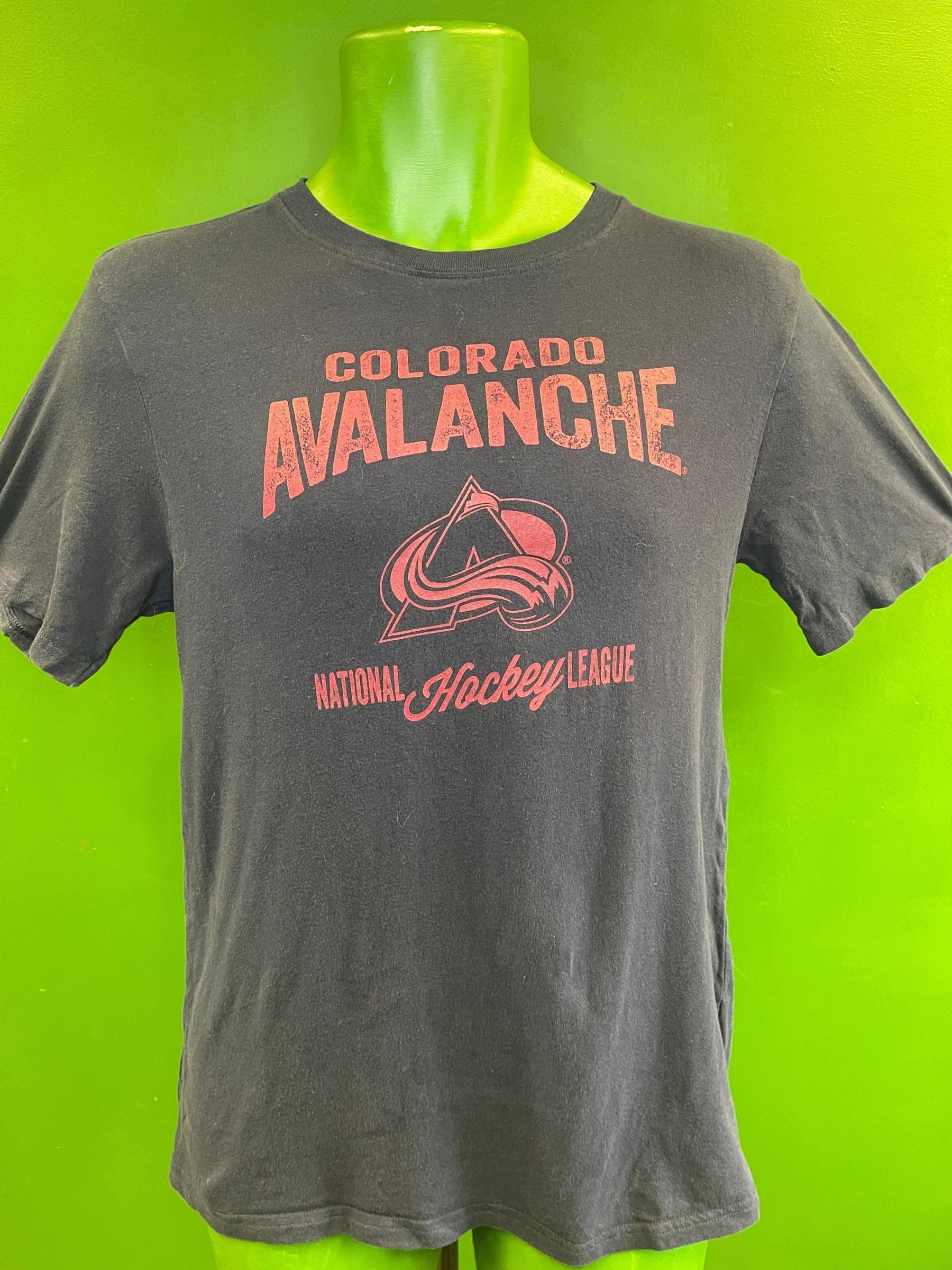NHL Colorado Avalanche Dark Blue T-shirt Youth X-Large 14-16