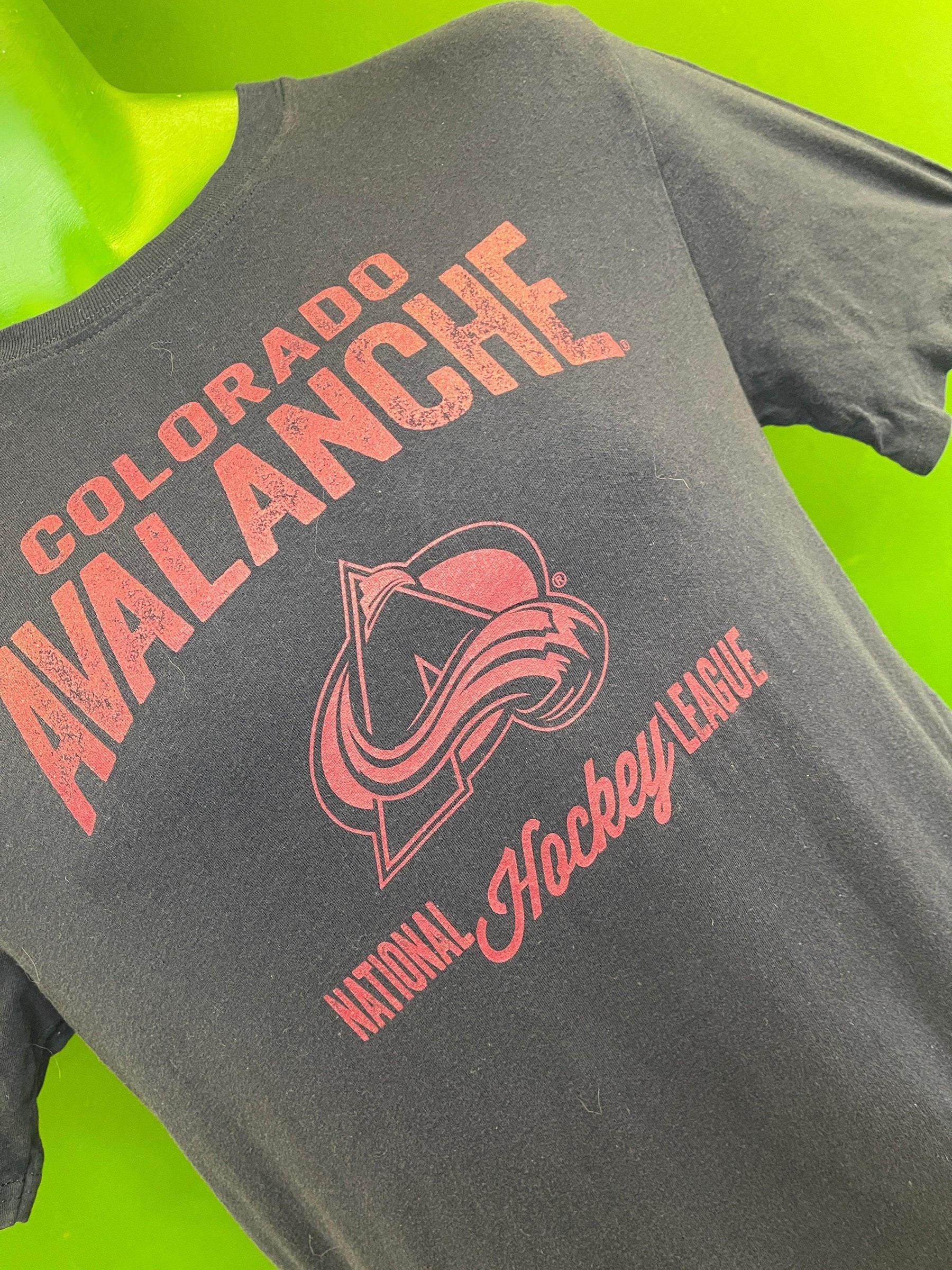 NHL Colorado Avalanche Dark Blue T-shirt Youth X-Large 14-16