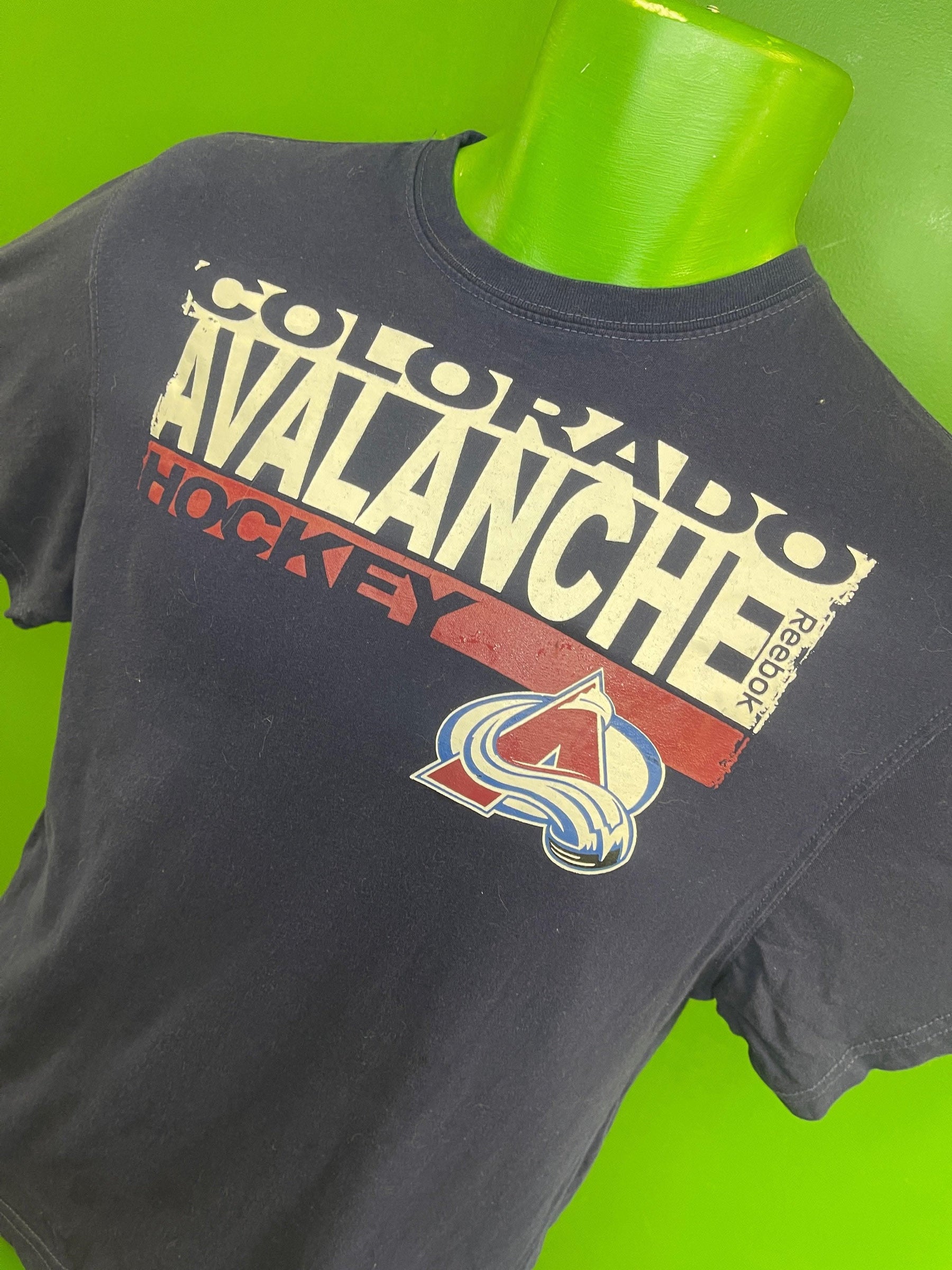 NHL Colorado Avalanche Reebok Dark Blue T-shirt Youth Large 14-16
