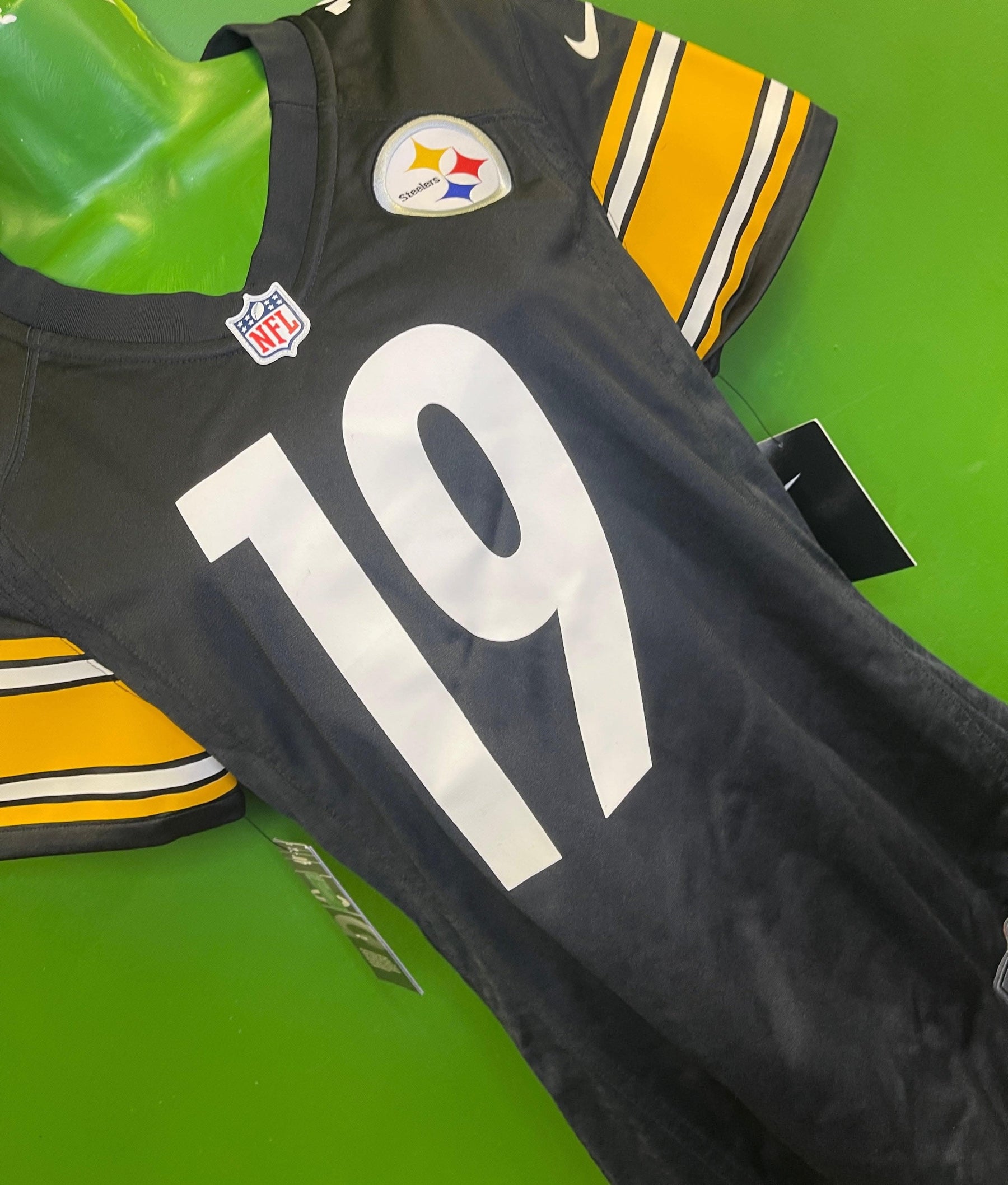 NFL Pittsburgh Steelers Juju Smith-Schuster #19 Game Jersey Women's Small NWT
