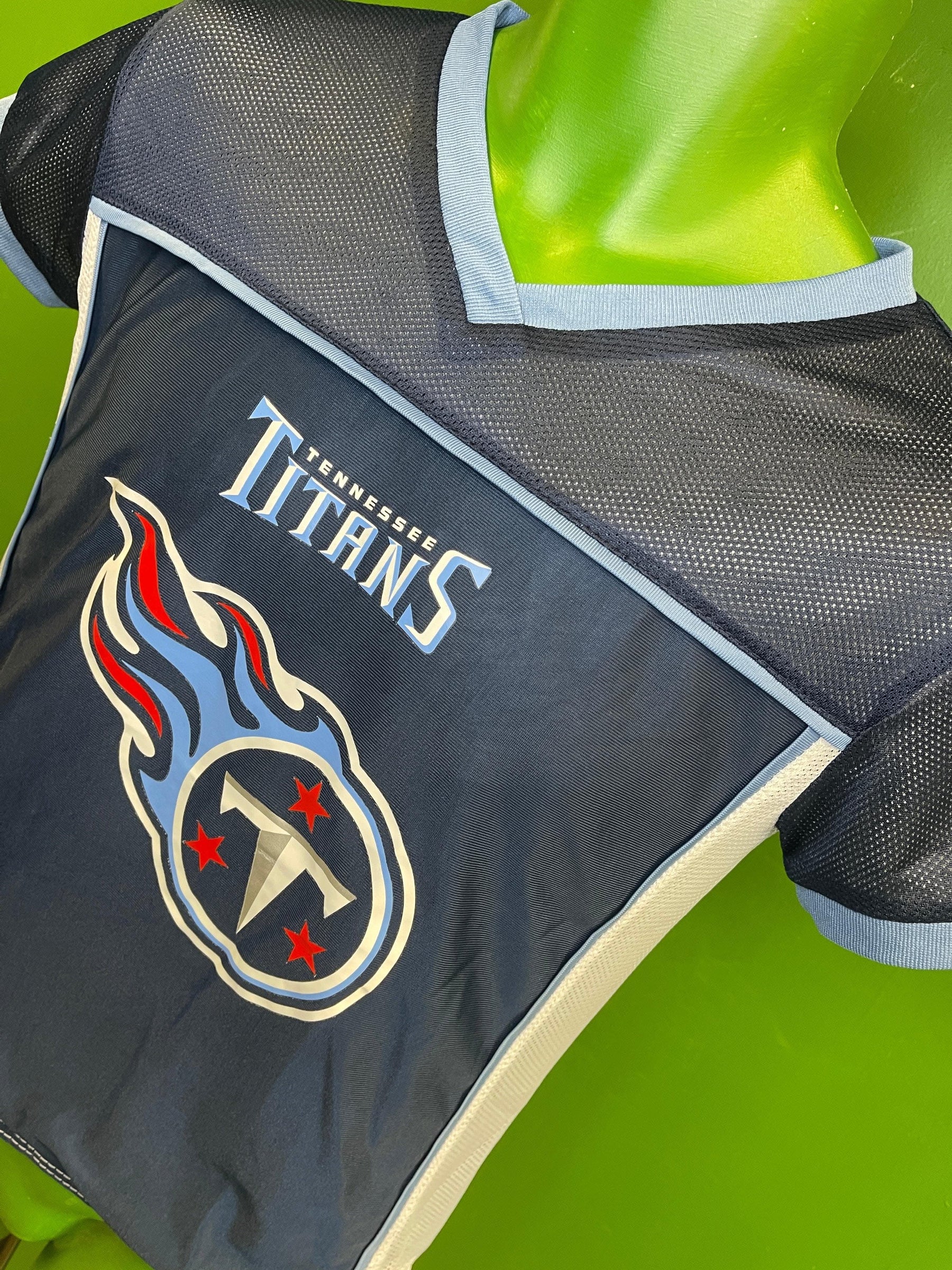 NFL Tennessee Titans Flag Football Jersey Youth Medium 10-12