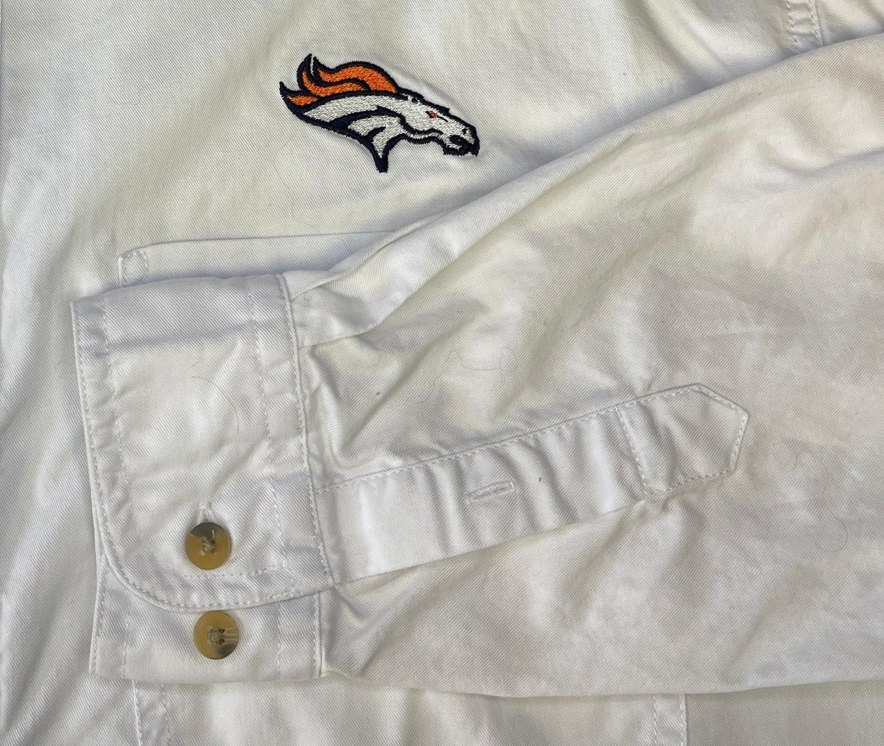 NFL Denver Broncos 100% Cotton White Button-Up Shirt Women's Large