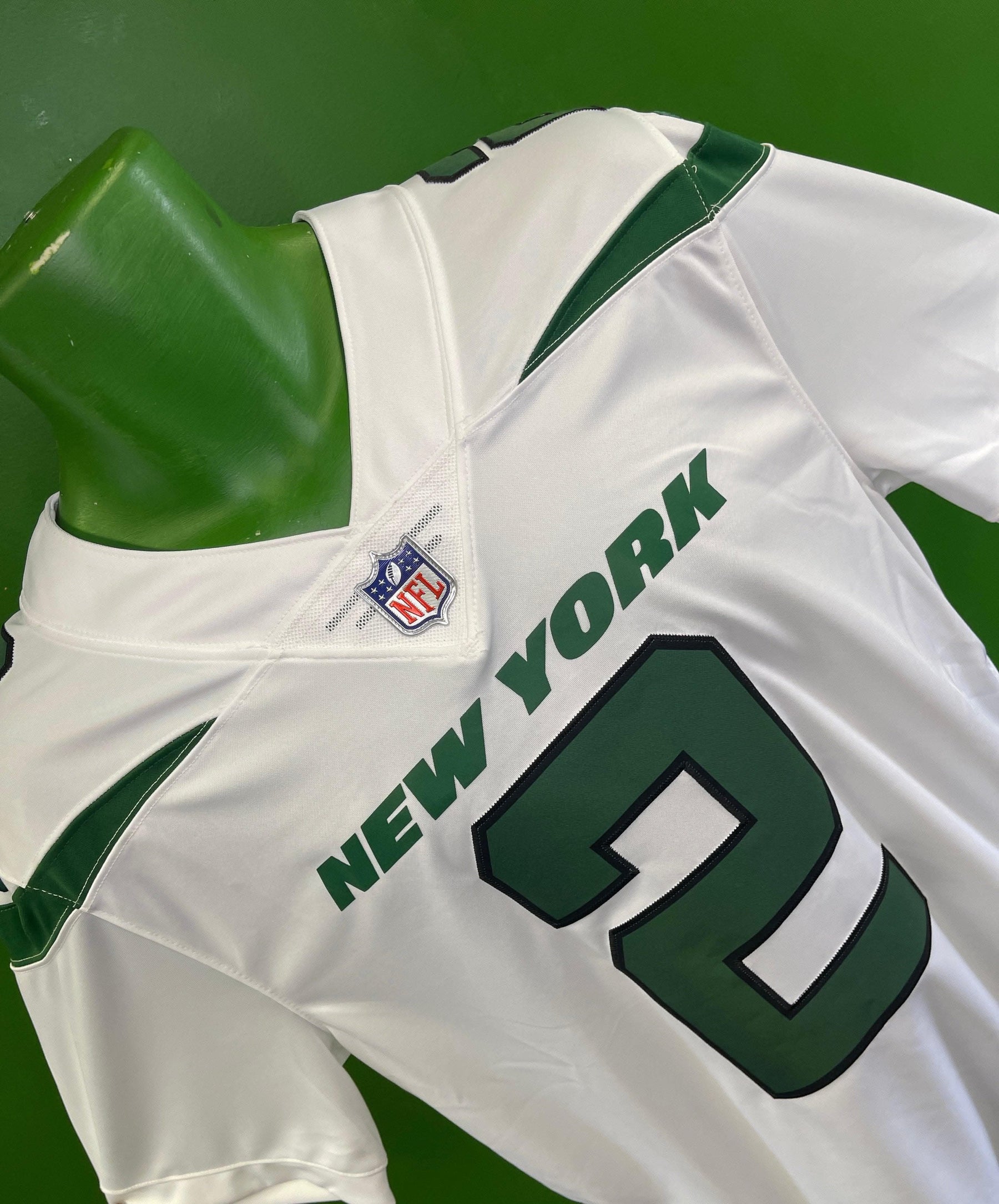 NFL New York Jets Zach Wilson #2 Limited Stitched Jersey Men's Small NWT