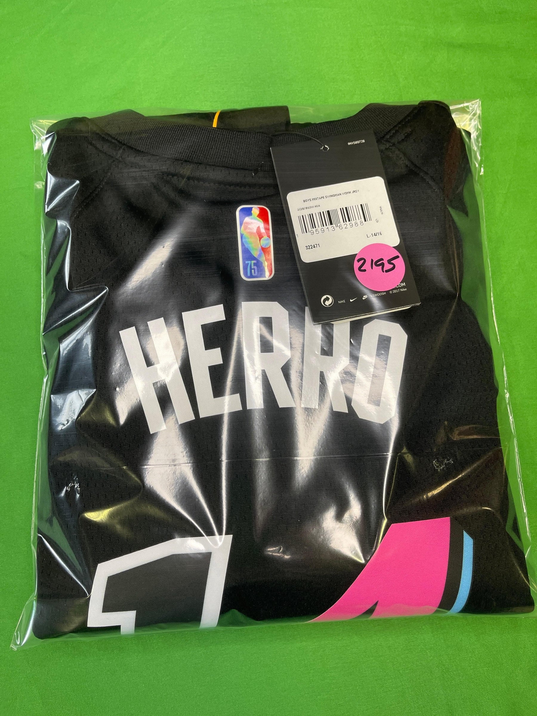 NBA Miami Heat Tyler Herro #14 Jersey Youth Large 14-16 NWT
