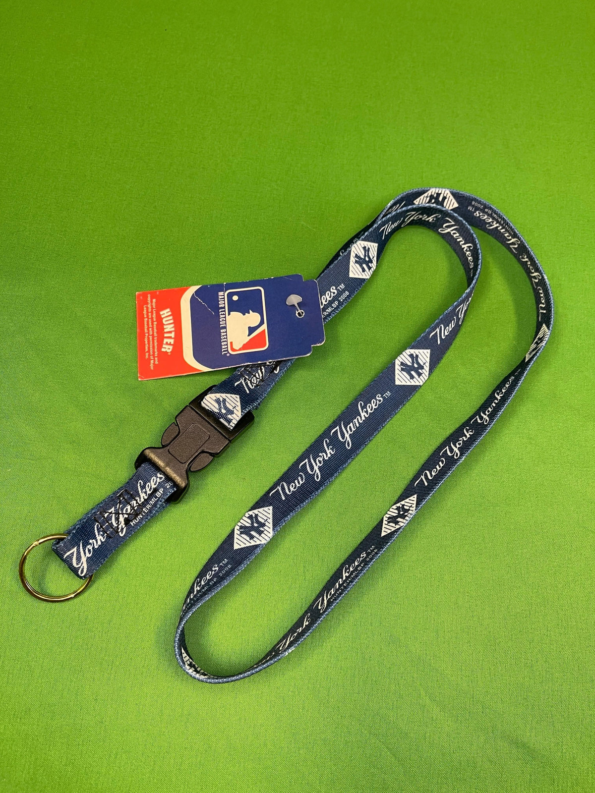 MLB New York Yankees Lanyard w/Detachable Key Clip NWT