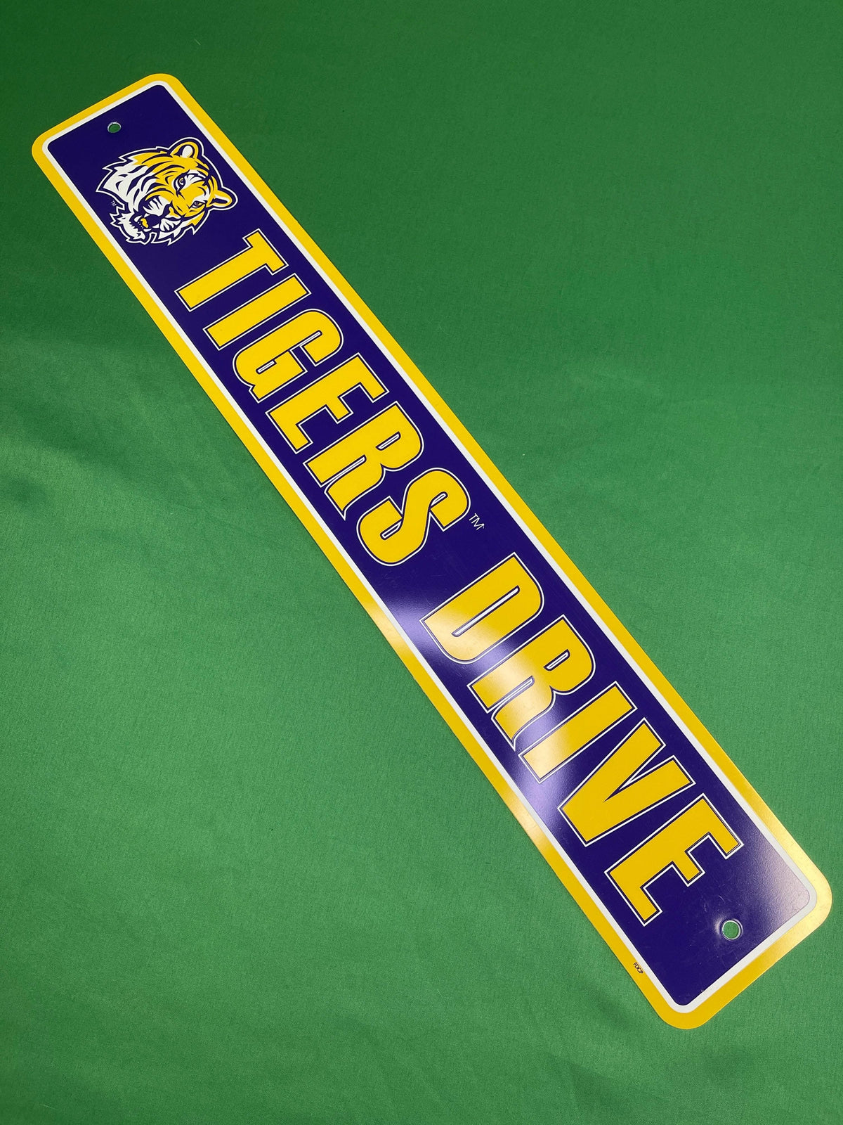 NCAA Louisiana State LSU Tigers Drive Street Sign Fan Cave NWT