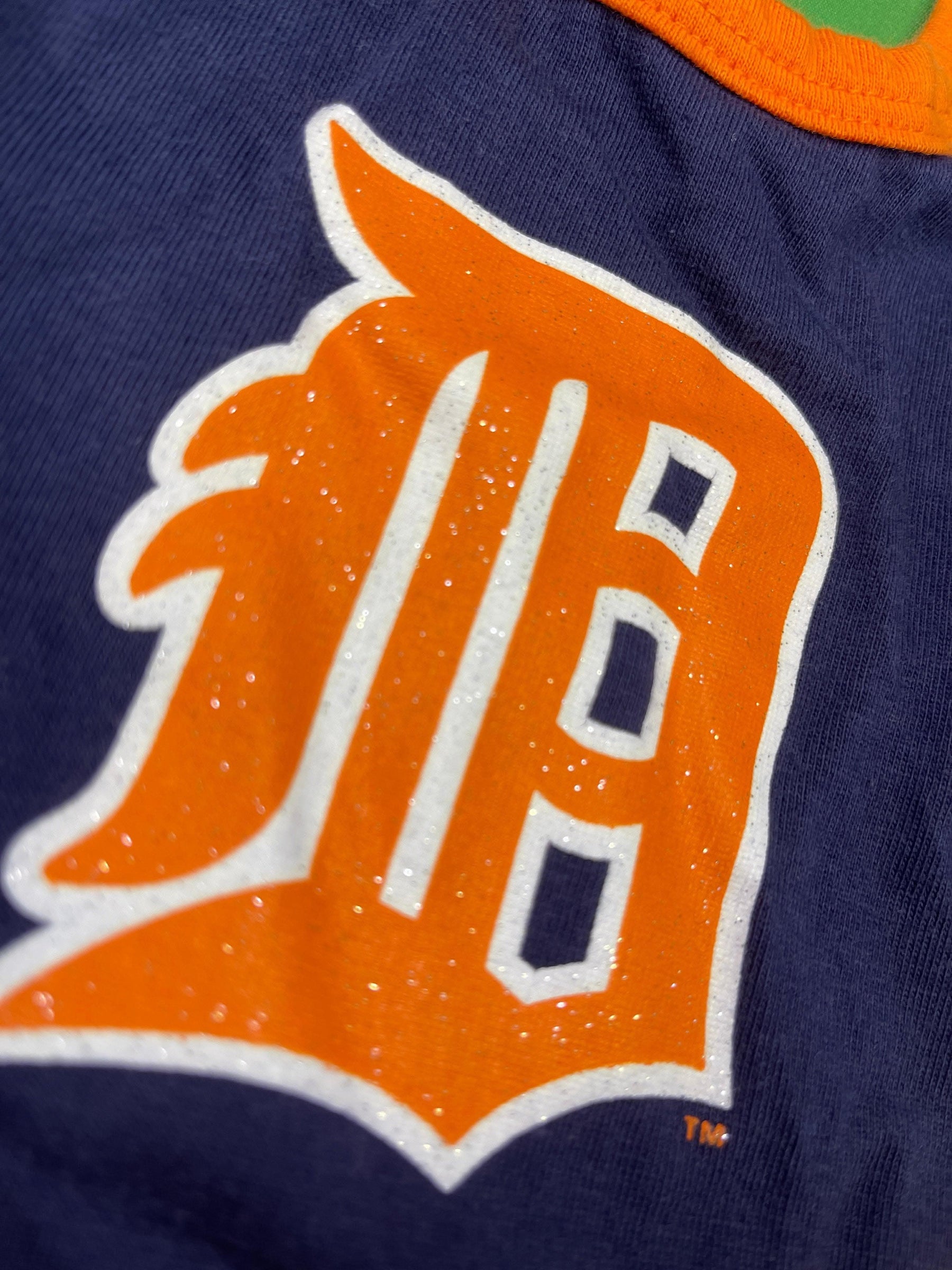 MLB Detroit Tigers Glittery Logo Baby Infant Bib OSFM