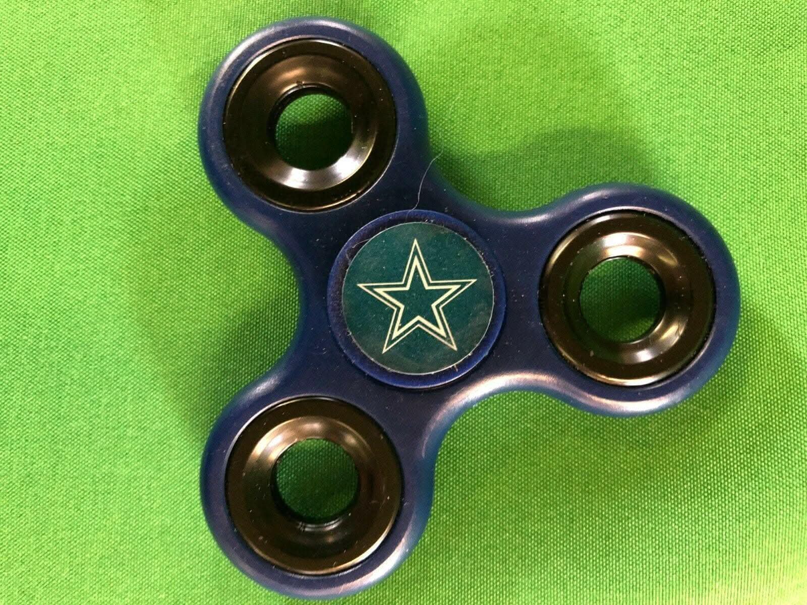 NFL Dallas Cowboys 3 Way Diztracto Fidget Spinner NWT