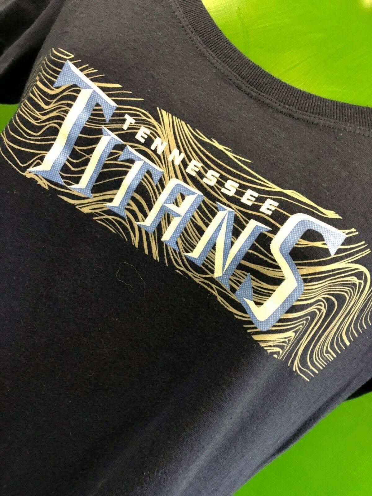 NFL Tennessee Titans Artsy Design T-Shirt Women's Small NWOT