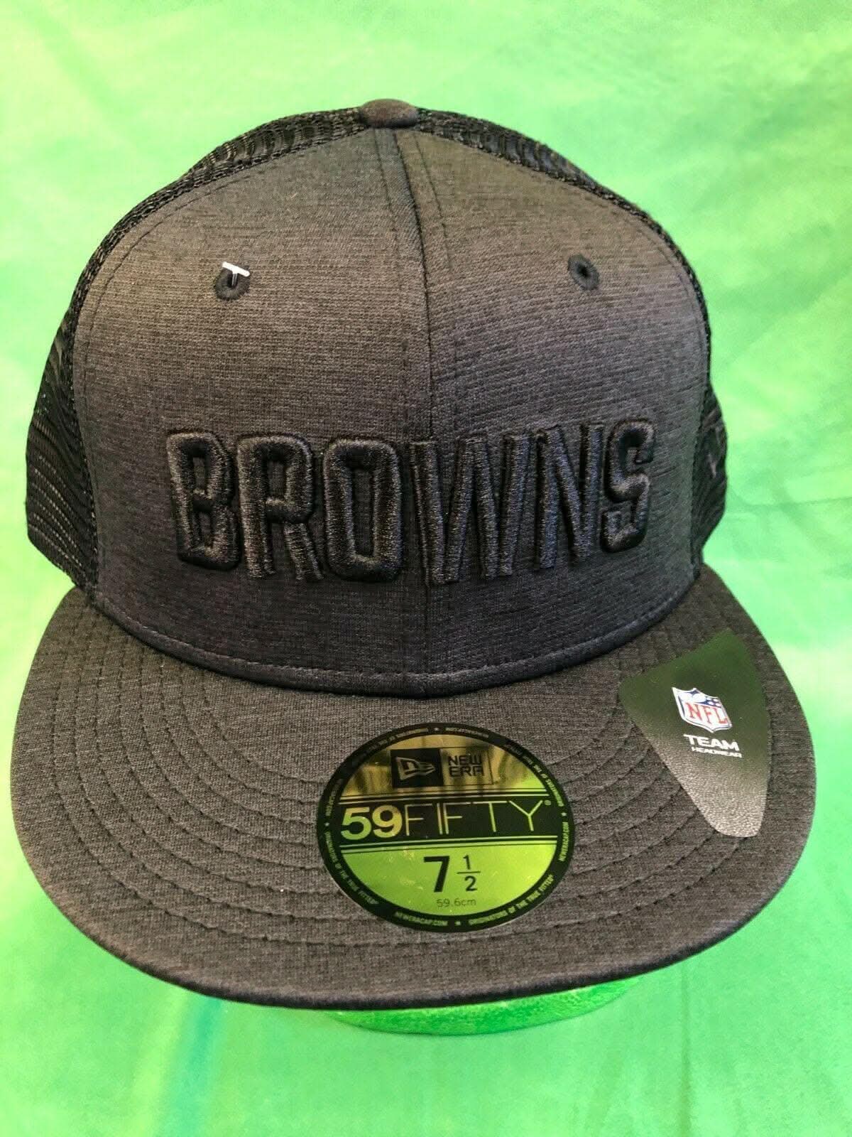 NFL Cleveland Browns New Era 59FIFTY Blackened Trucker Hat/Cap 7-1/2 NWT