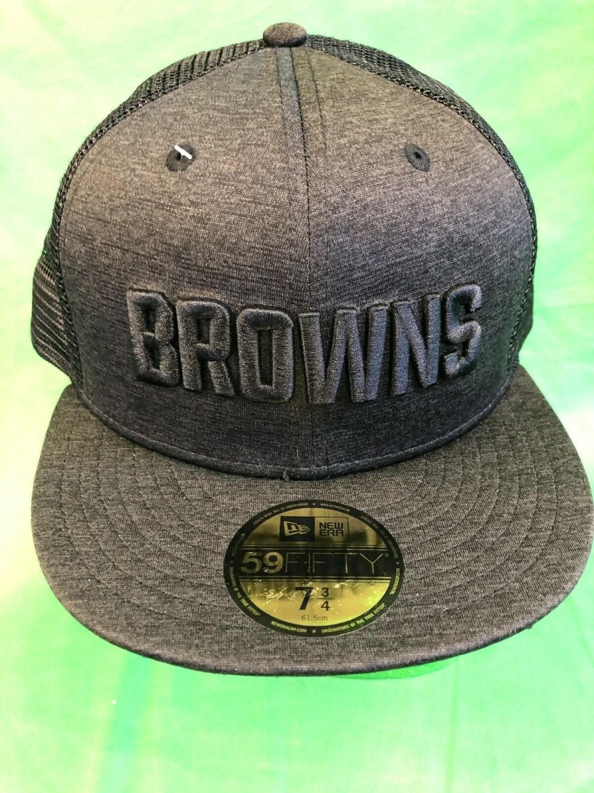NFL Cleveland Browns New Era 59FIFTY Blackened Trucker Hat/Cap 7-3/4 NWT
