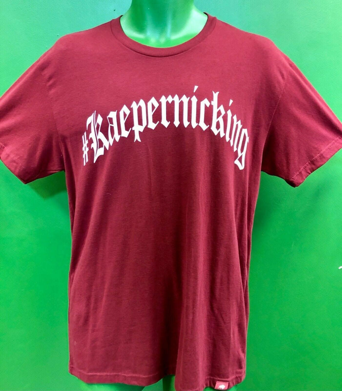 NFL San Francisco 49ers "Kaepernicking" T-Shirt Men's Medium NWT
