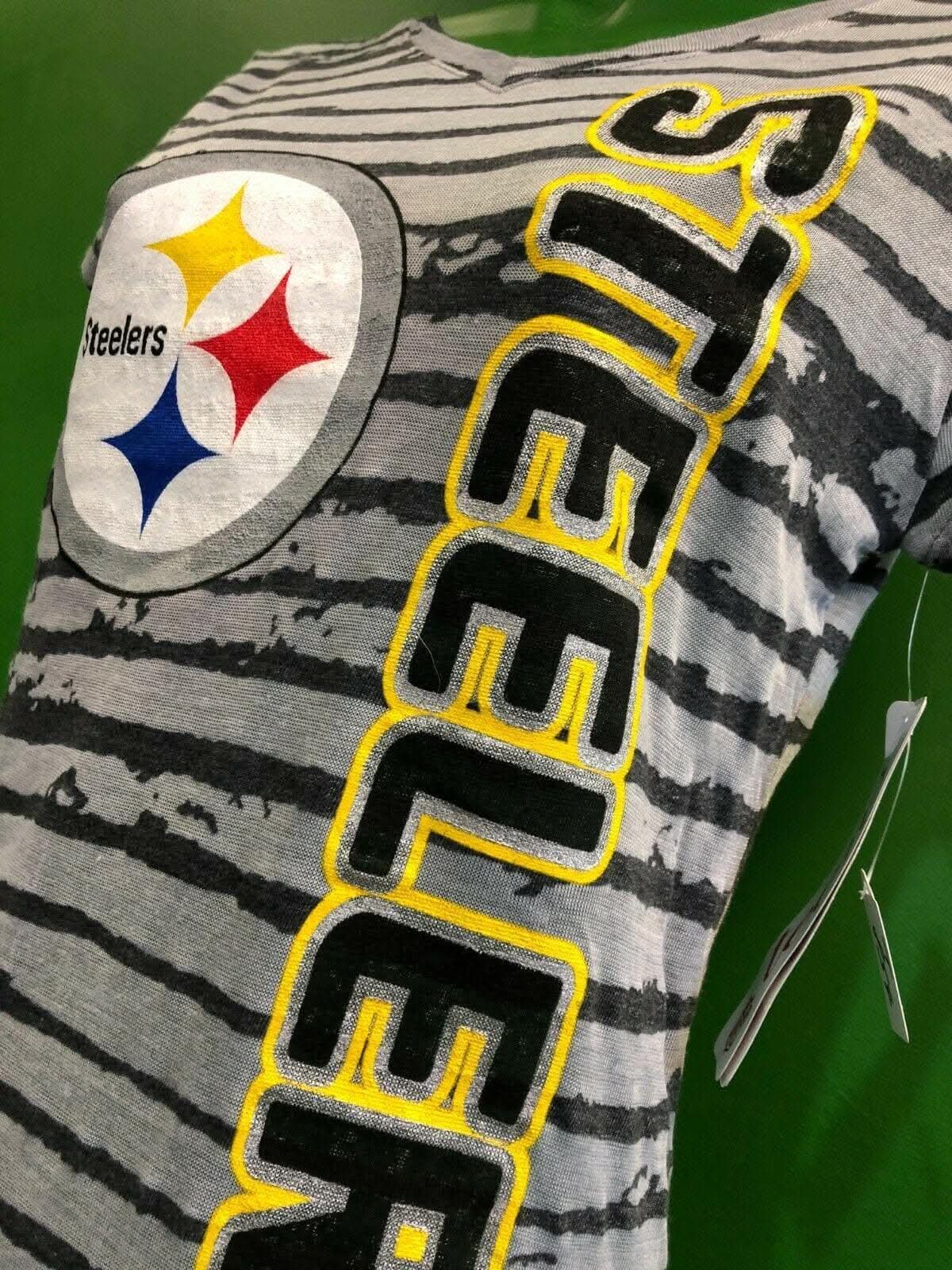 NFL Pittsburgh Steelers Striped Tissue T-Shirt Small Teen 3-5 NWT