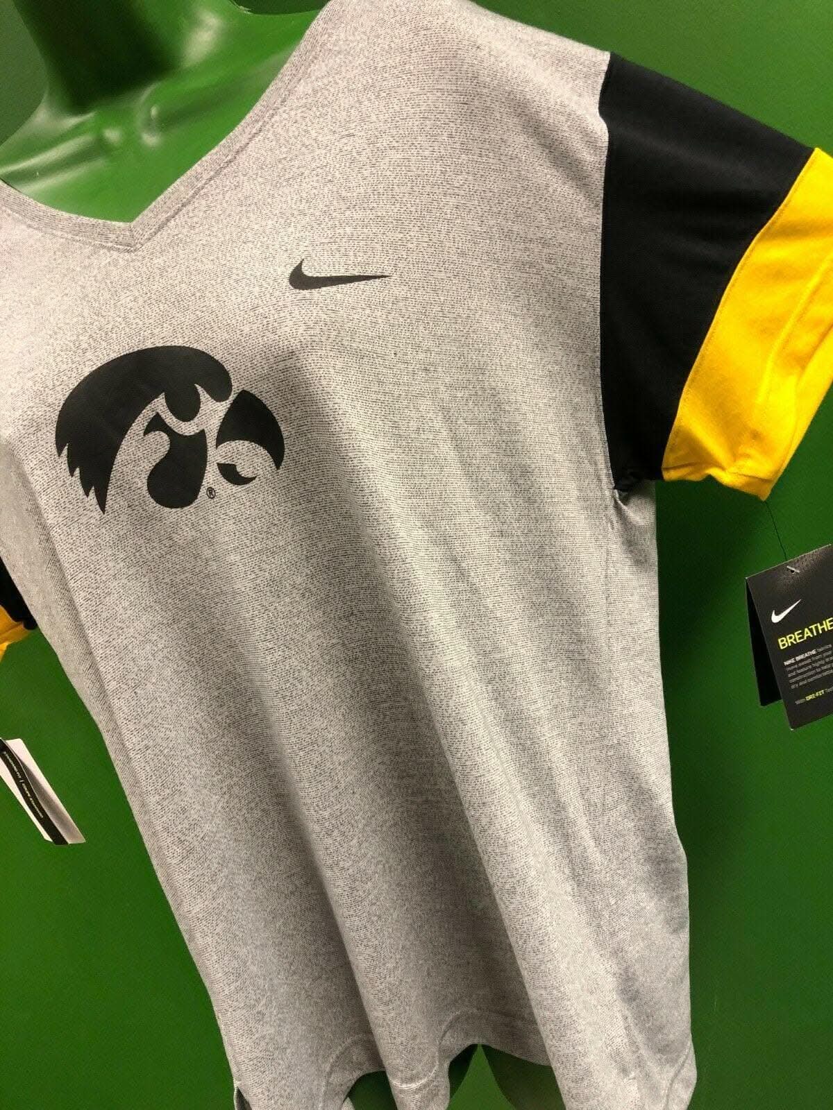 NCAA Iowa Hawkeyes Grey T-Shirt Women's X-Large NWT