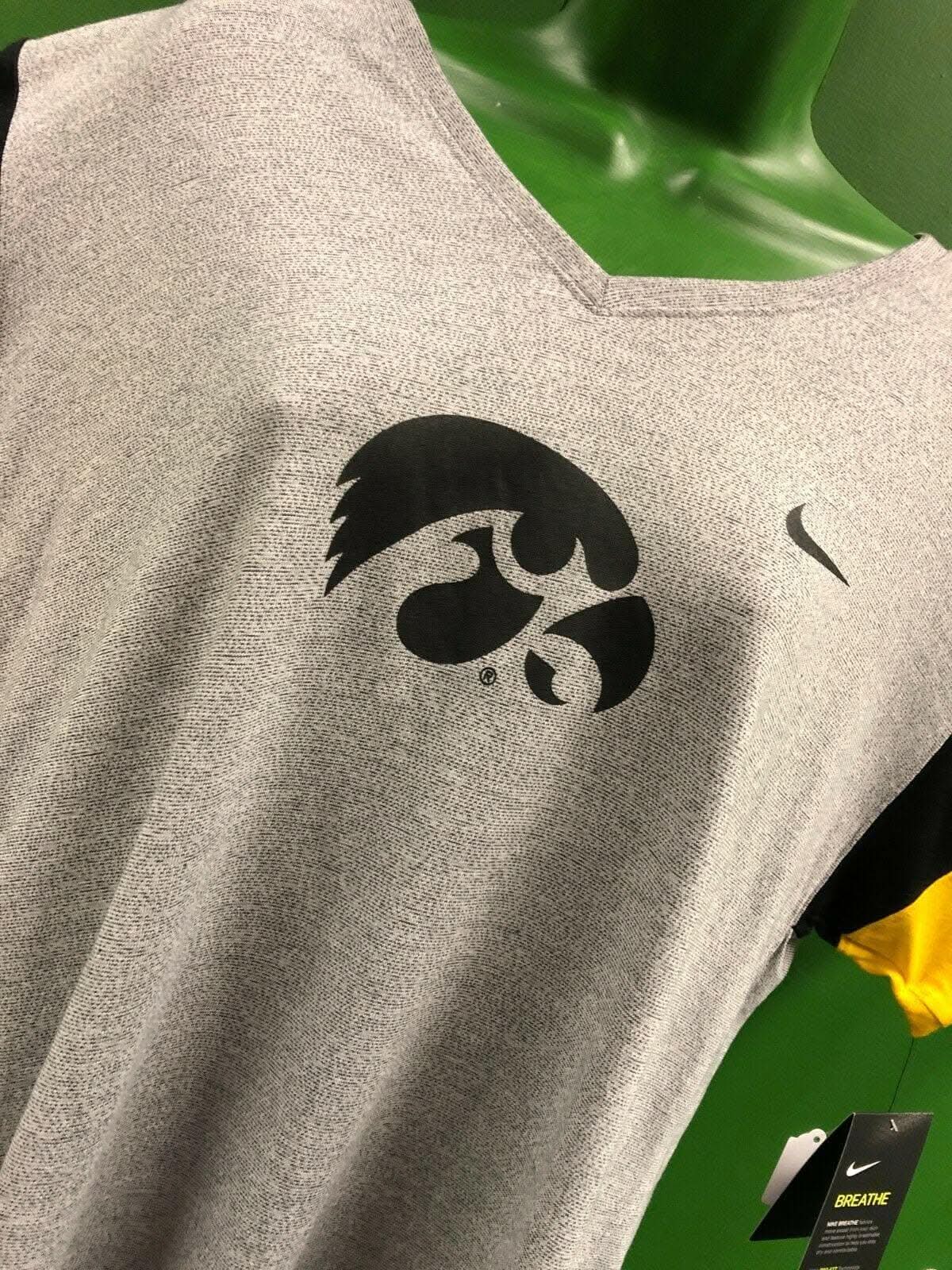 NCAA Iowa Hawkeyes Grey T-Shirt Women's X-Large NWT