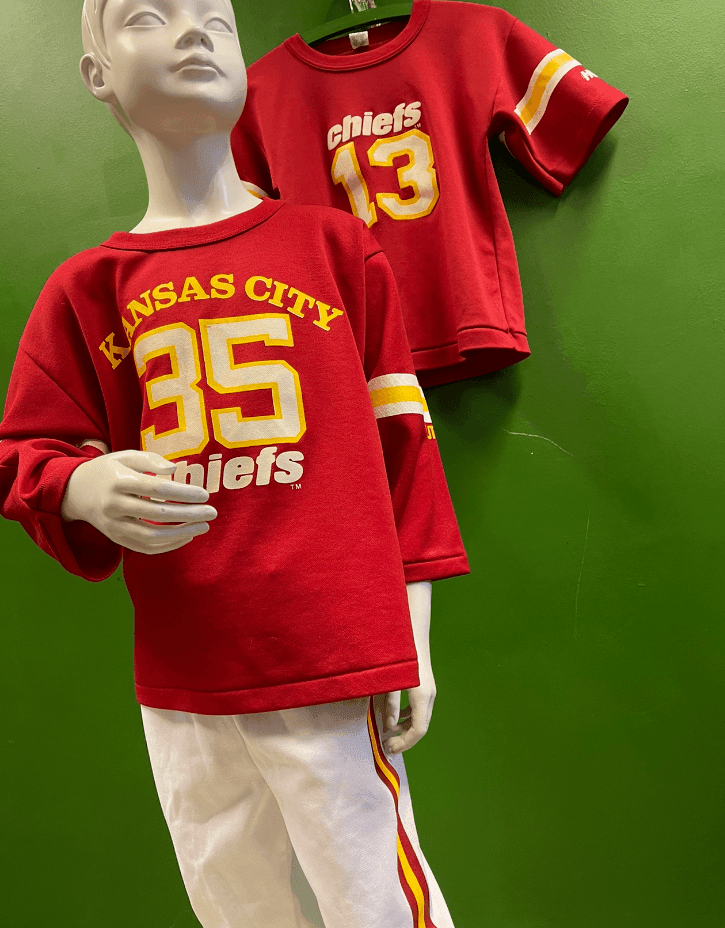 NFL Kansas City Chiefs Vintage Hutch "Uniform" Youth Medium