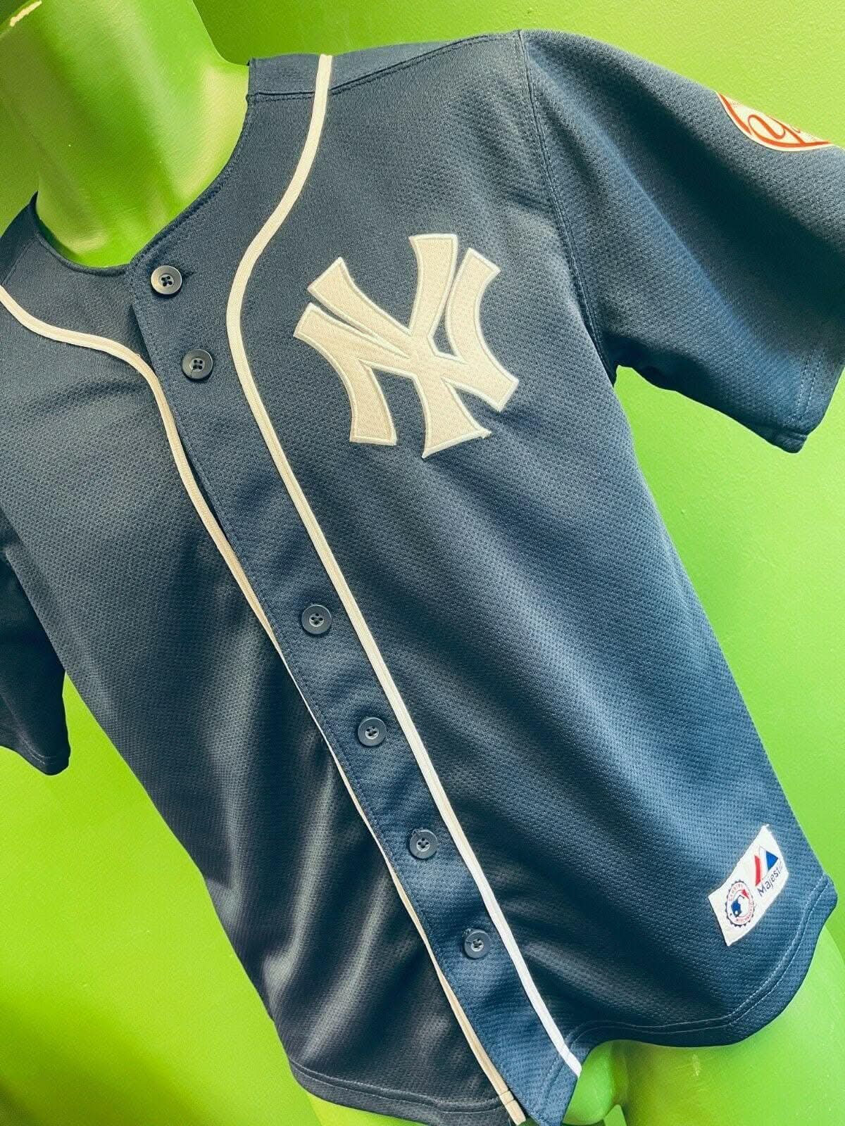MLB New York Yankees Majestic Baseball Jersey Youth Large 14-16