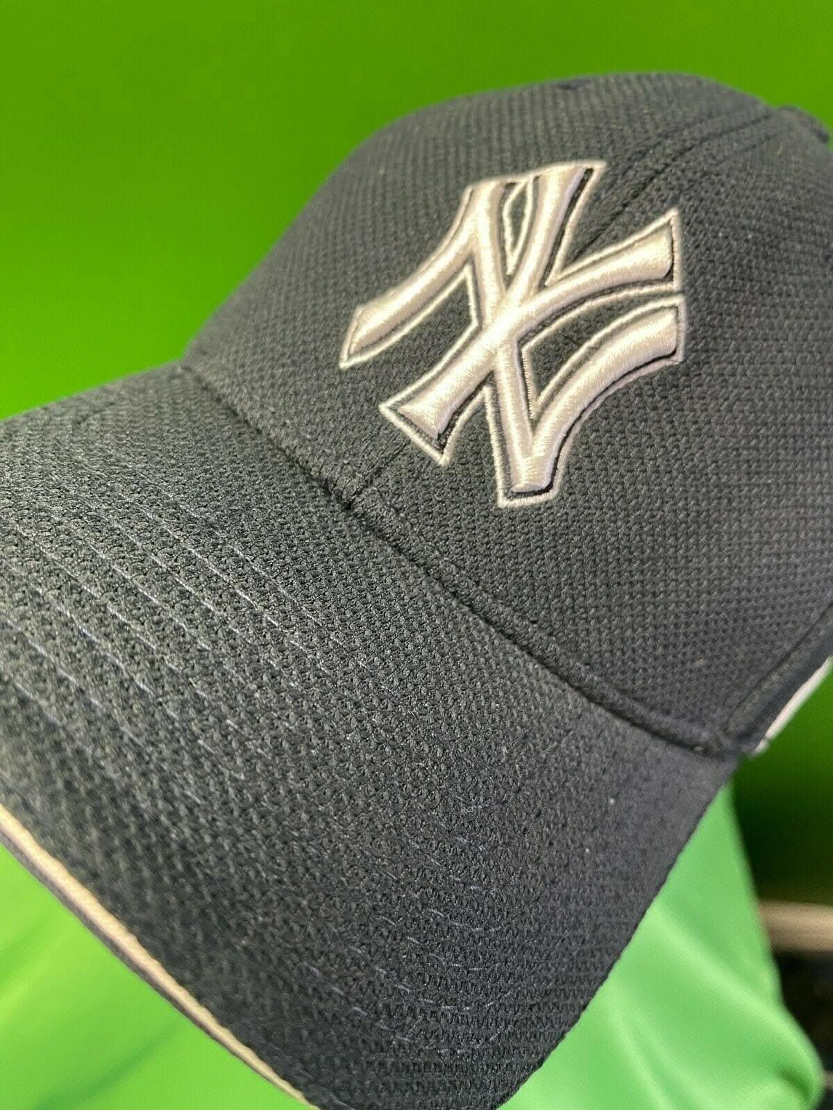 MLB New York Yankees New Era Fitted Baseball Hat/Cap Small/Medium