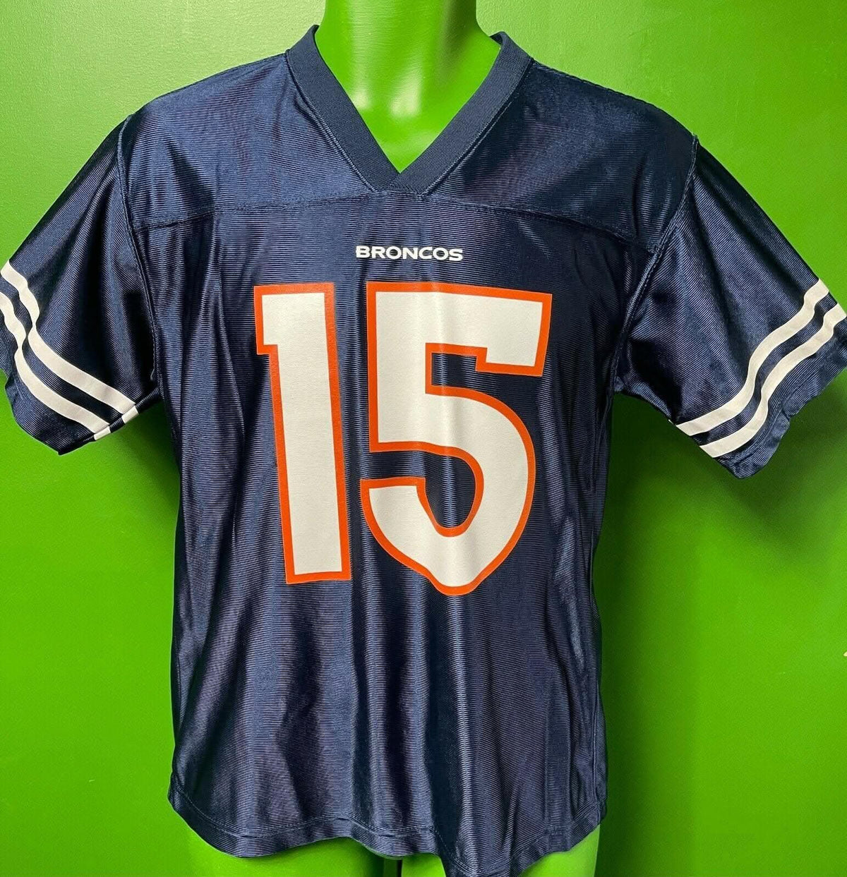 NFL Denver Broncos Tim Tebow #15 Youth Large 14-16