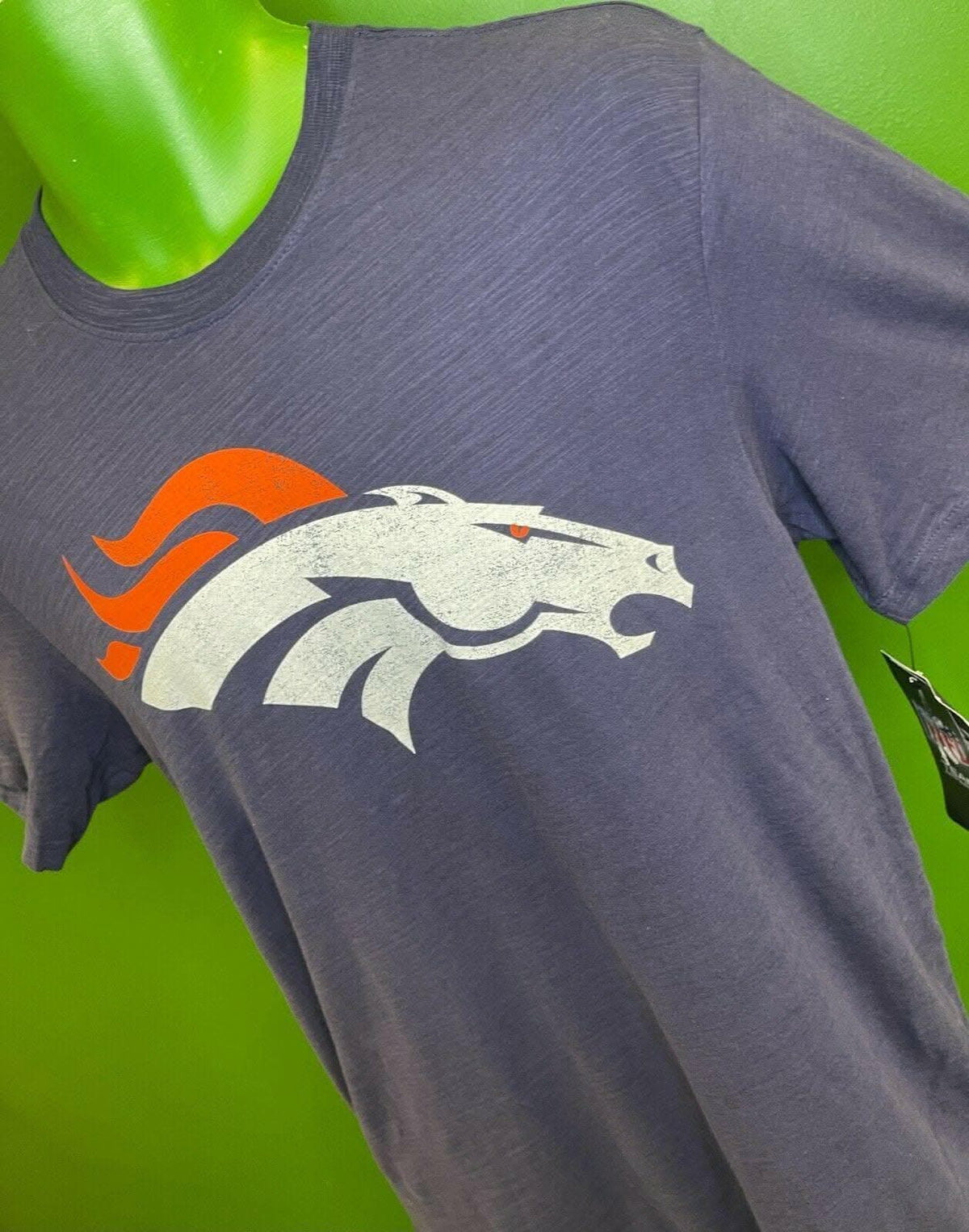 NFL Denver Broncos OTS 100% Cotton T-Shirt Men's Small NWT Soft!