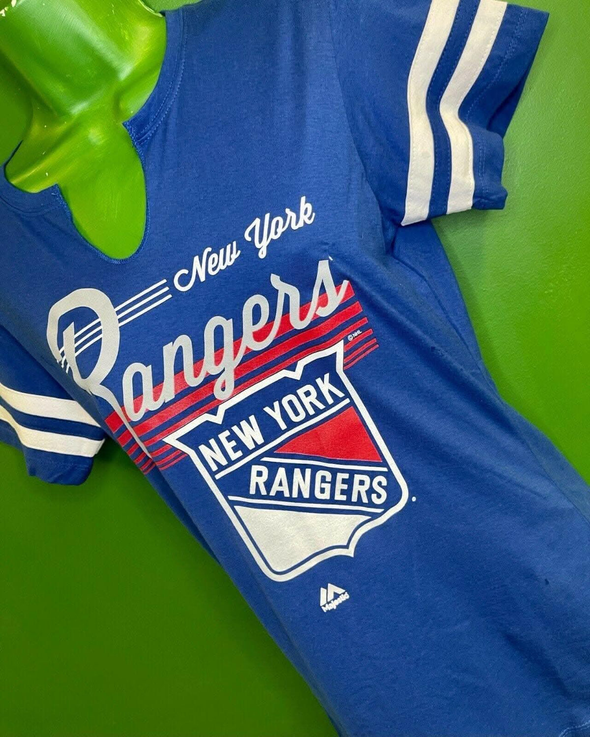 NHL New York Rangers Majestic Hockey T-Shirt 100% Cotton Women's Medium NWT