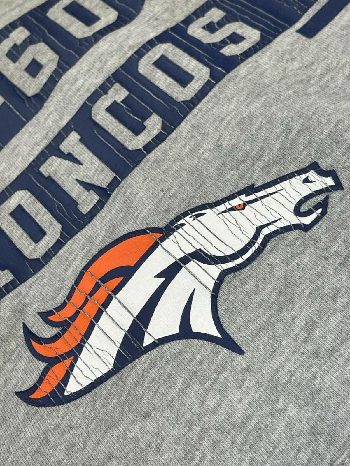 NFL Denver Broncos Heathered Grey Weathered Hoodie Men's X-Large NWT