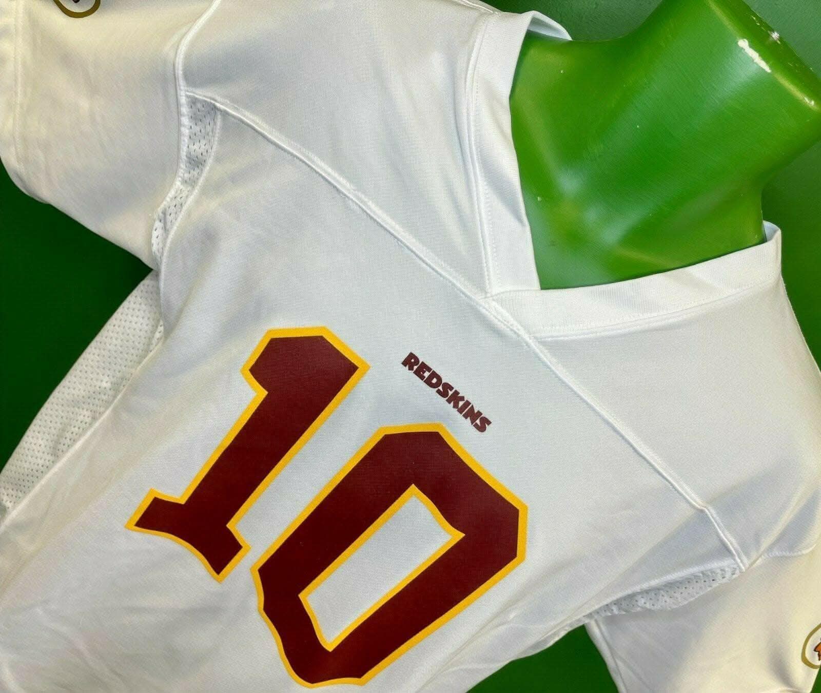 NFL Washington Commanders (Redskins) Griffin III RG3 Jersey Youth X-Large