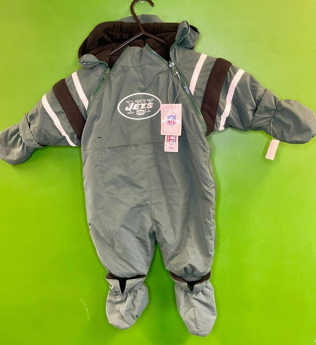 NFL New York Jets Winter Suit Warm Snowsuit Reversible 6-9 months NWT