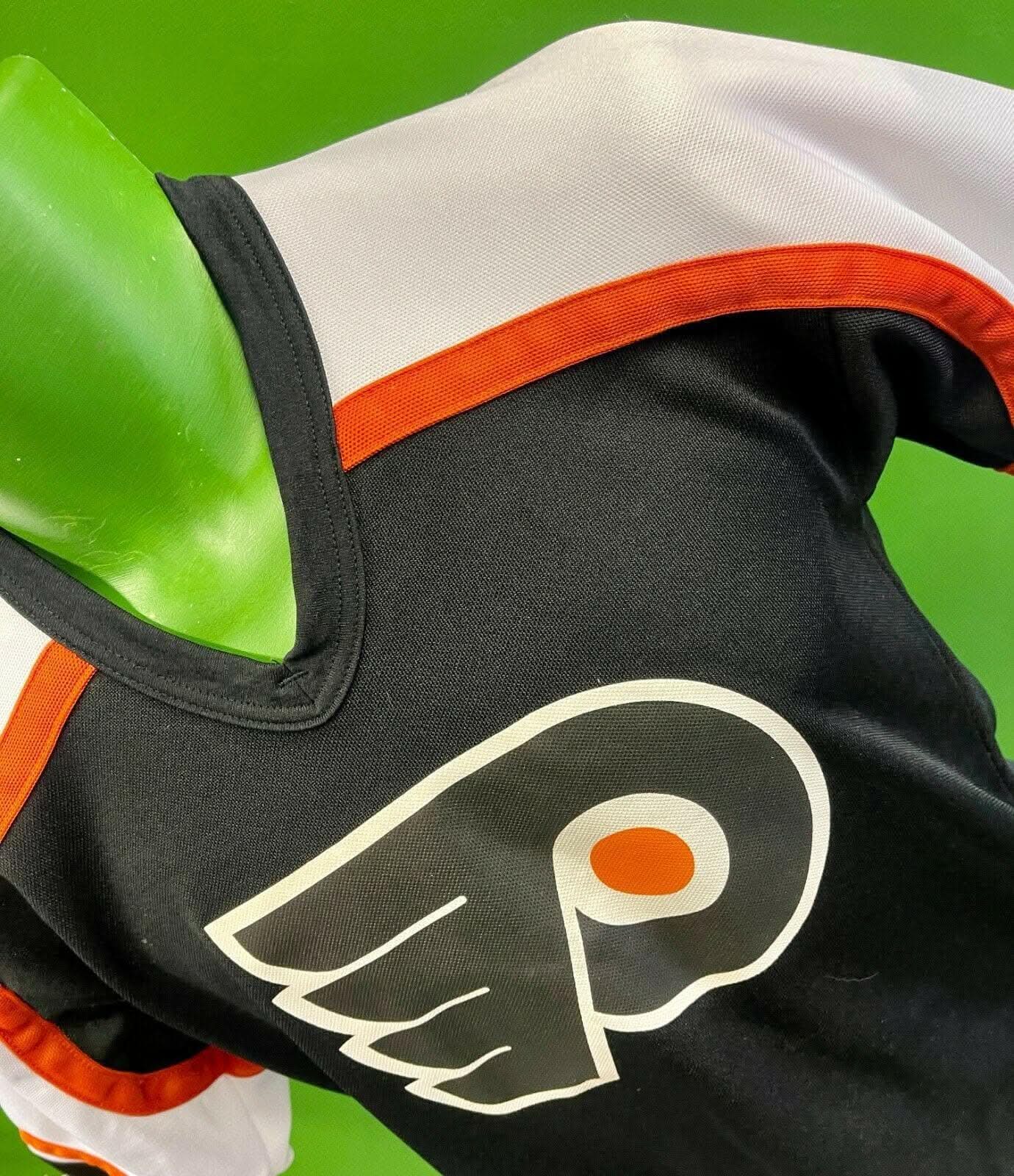 NHL Philadelphia Flyers Simon Gagne #22 CCM Jersey Youth Sm-Med 6-12