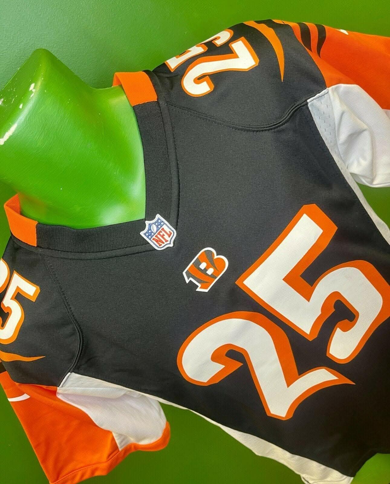 NFL Cincinnati Bengals Giovanni Bernard #25 Game Jersey Youth Large 14-16 NWT