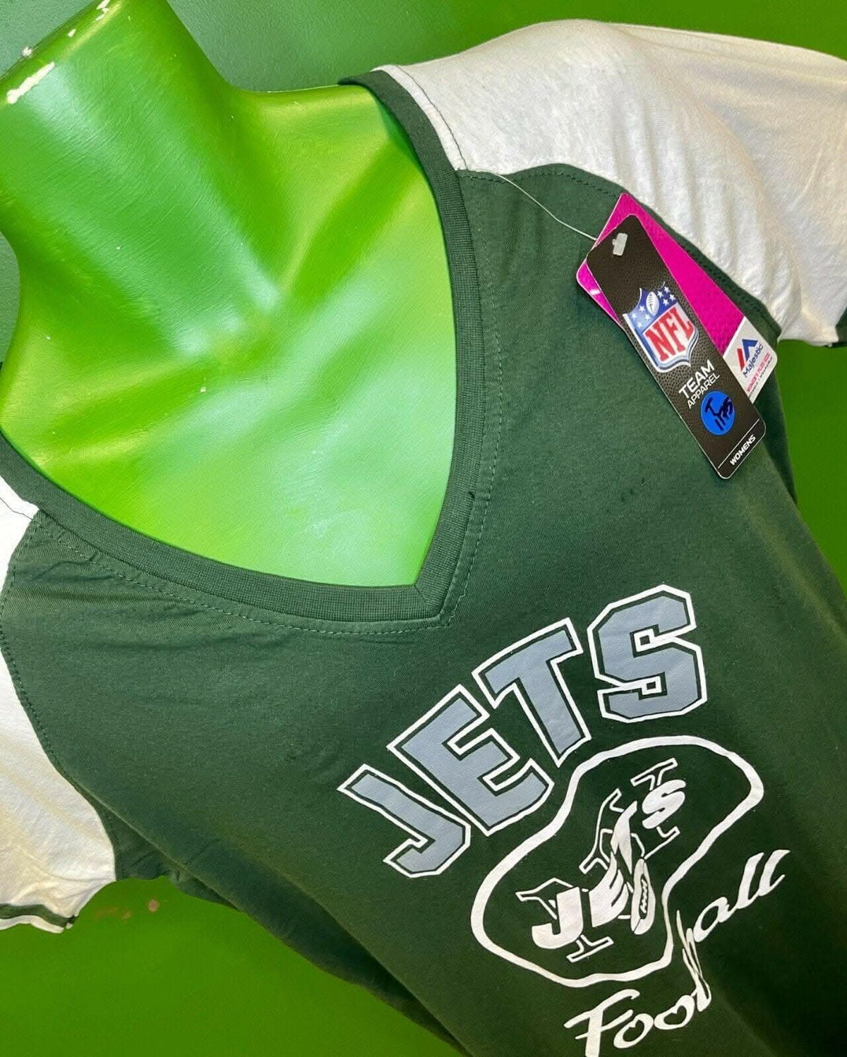 NFL New York Jets Majestic Women's Plus Size V-Neck T-Shirt Large NWT