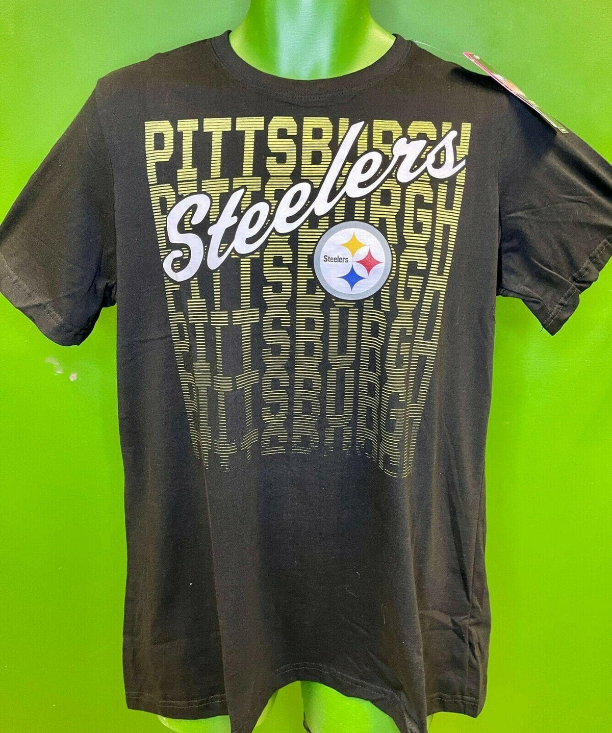 NFL Pittsburgh Steelers Majestic Women's Plus Size T-Shirt Medium NWT