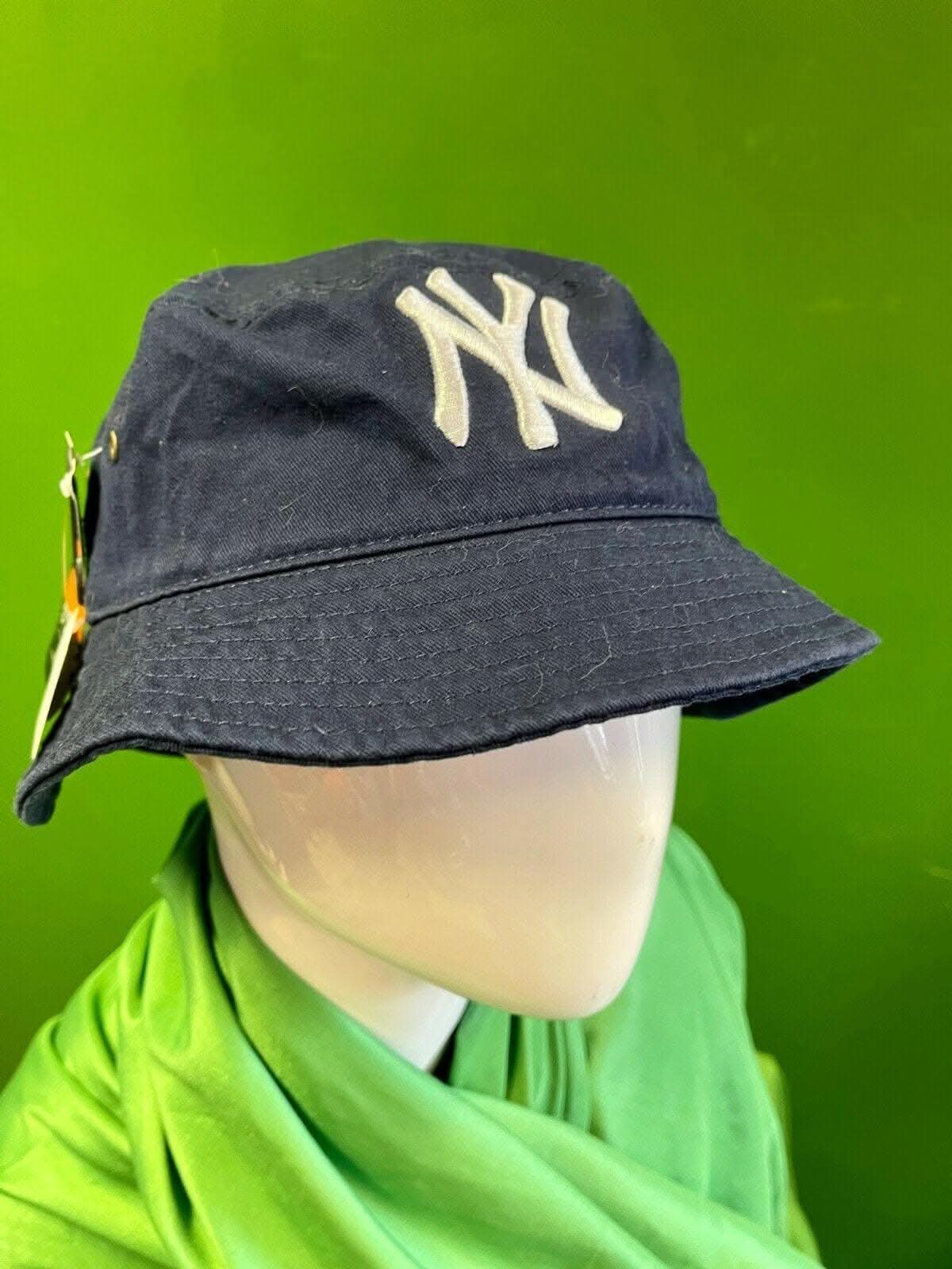 MLB New York Yankees Blue Bucket Hat Small-Medium NWT