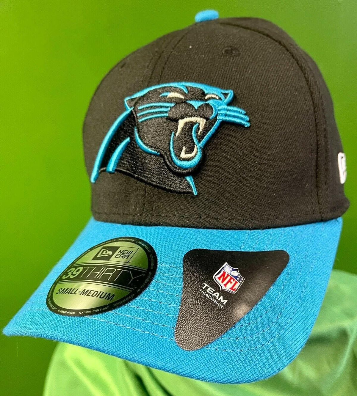 NFL Carolina Panthers New Era 39THIRTY Team Classics Cap Hat S-M NWT