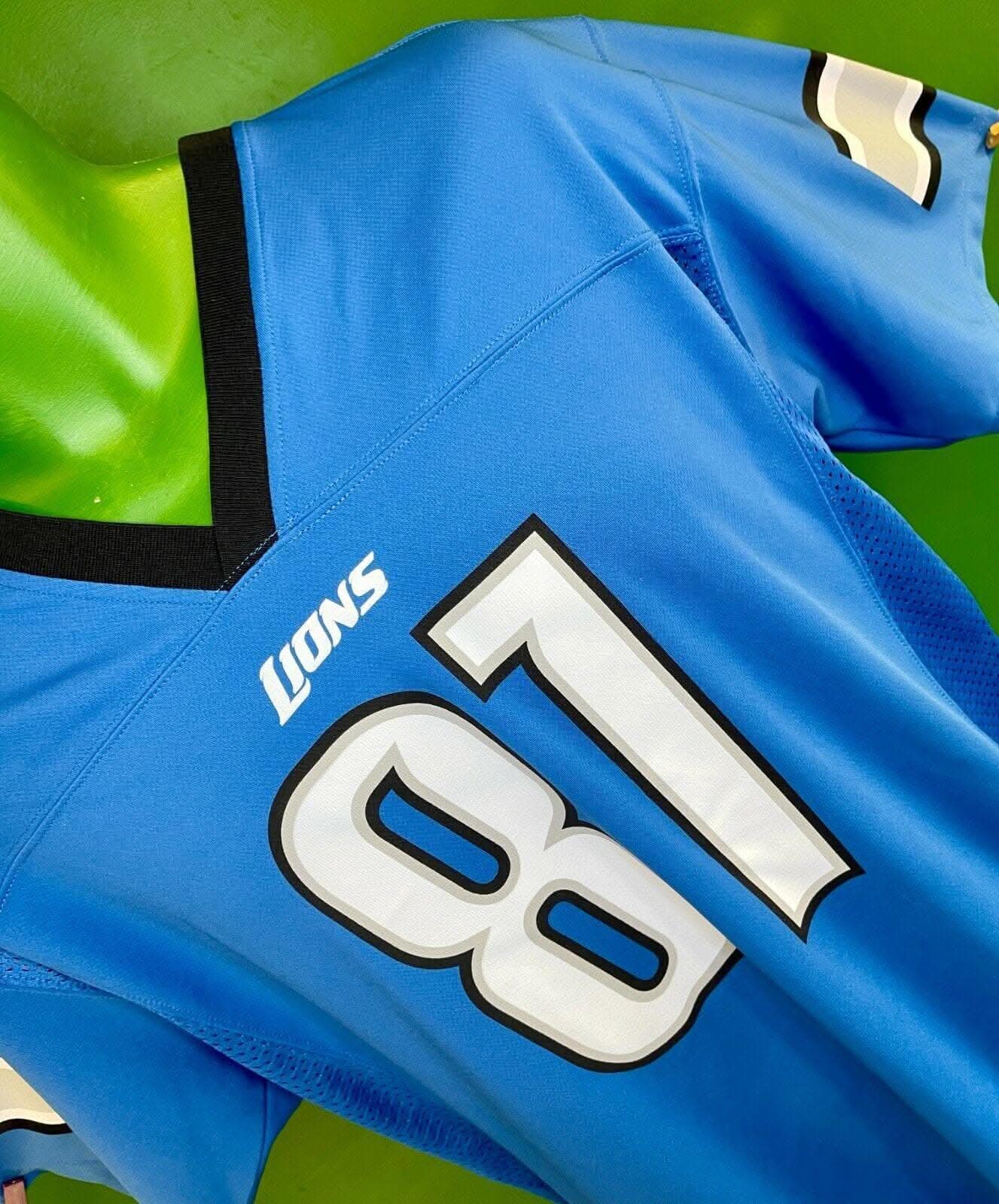 NFL Detroit Lions Calvin Johnson #81 Jersey Youth X-Large 18-20 (40")