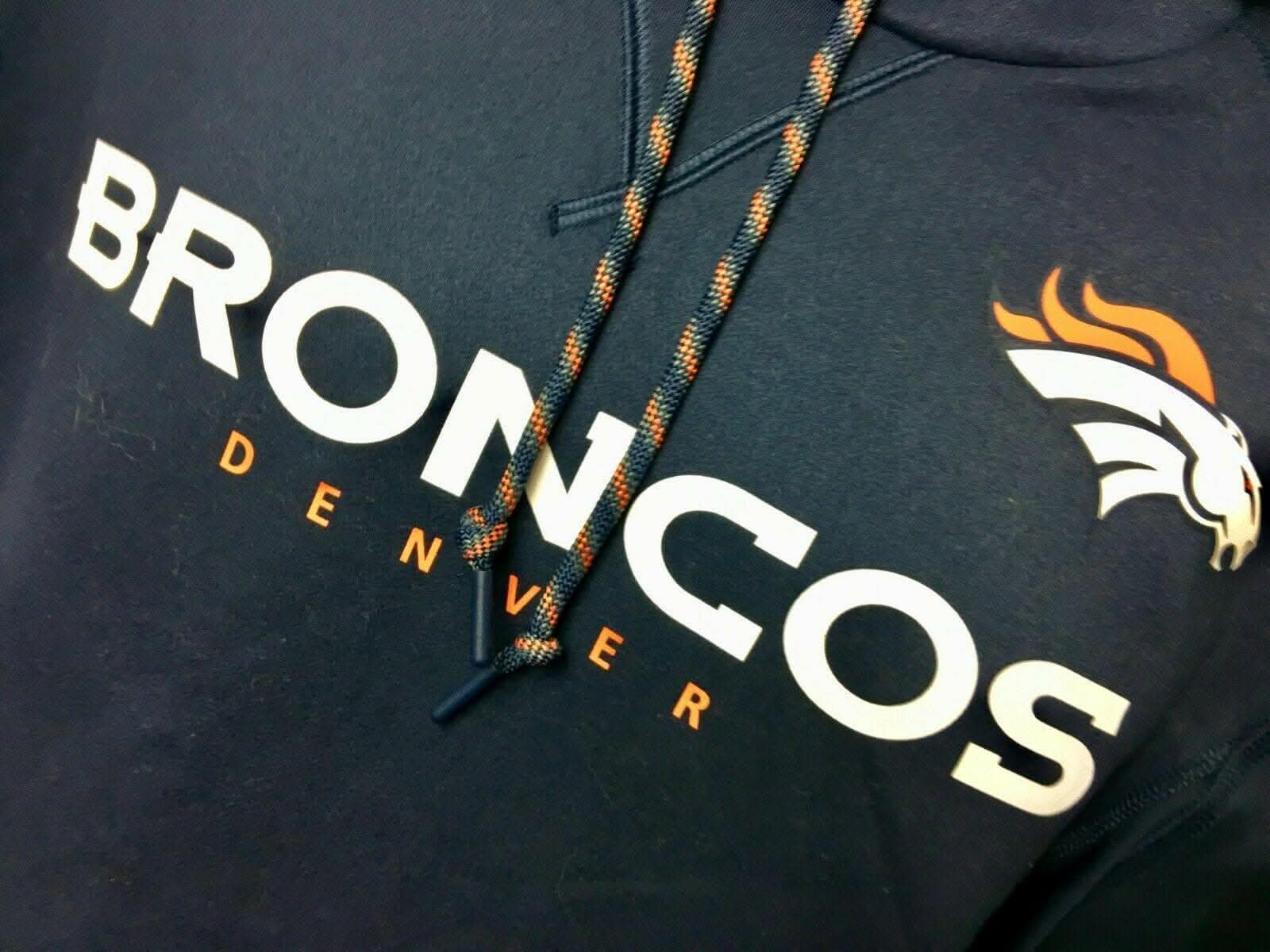 NFL Denver Broncos Sideline Player Performance Hoodie Men's Large NWT