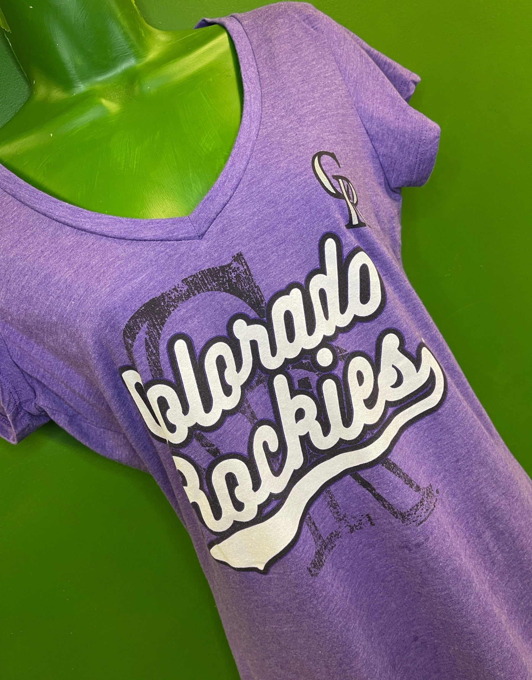 MLB Colorado Rockies Purple V-neck T-Shirt Women's Large