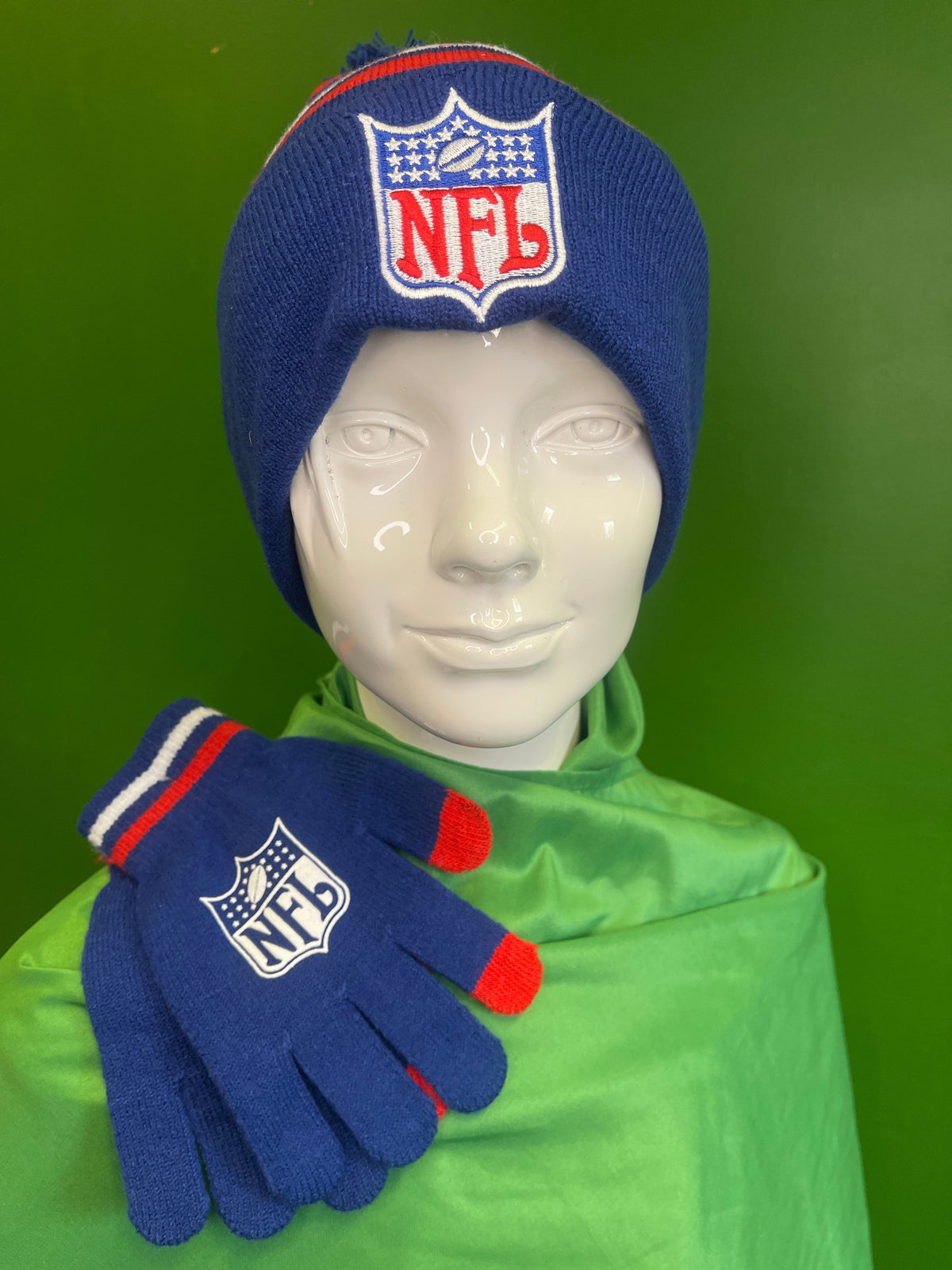 NFL Team Apparel Woolly Bobble Hat and Gloves Gift Set Youth OSFA NWT