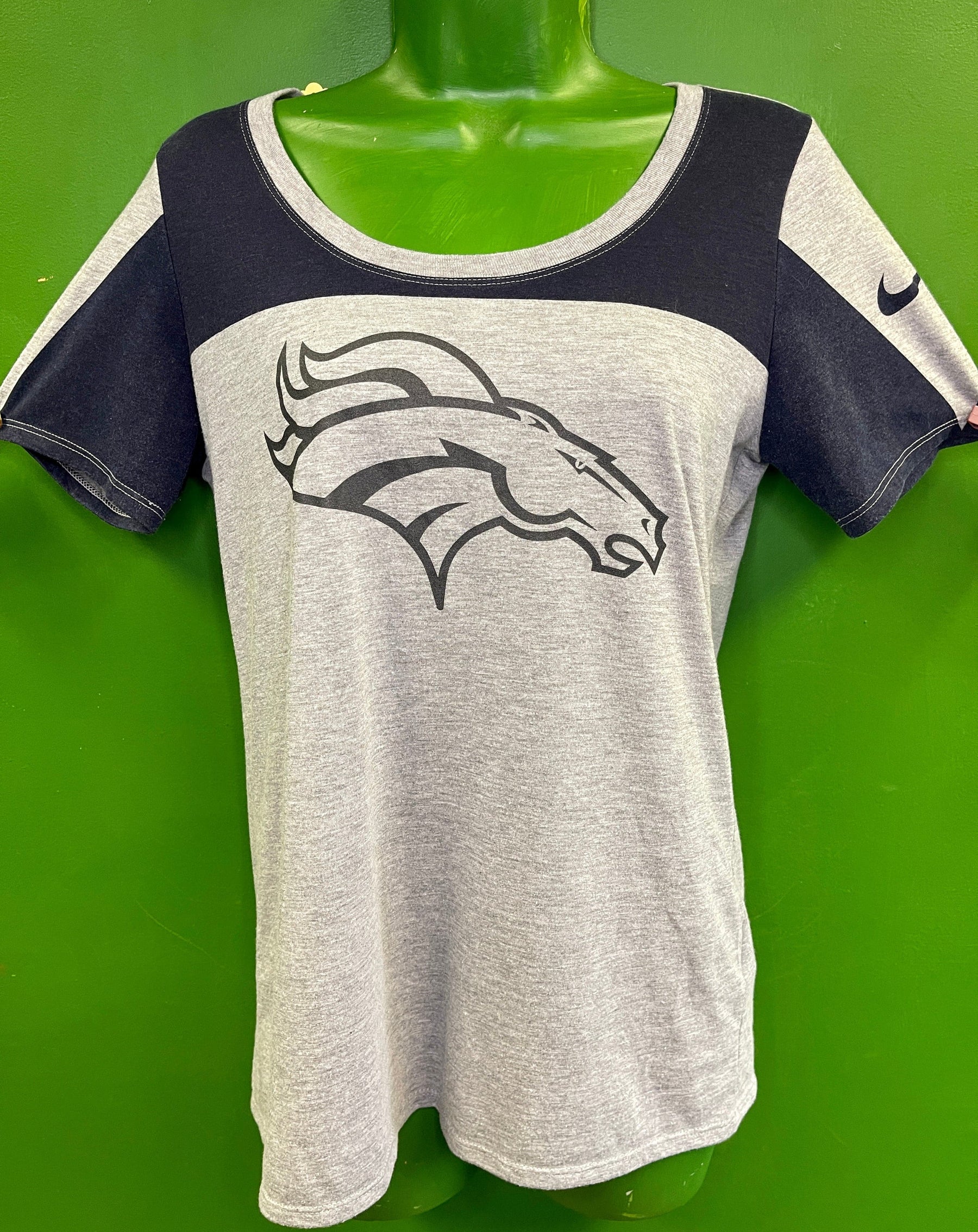 NFL Denver Broncos Grey T-Shirt Women's Medium
