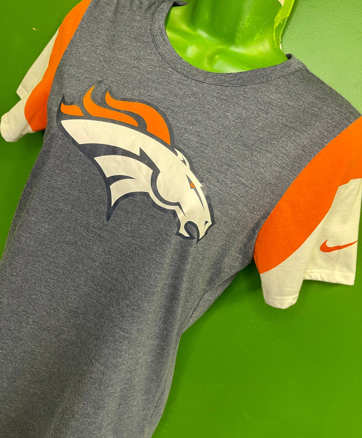 NFL Denver Broncos Grey Athletic Cut T-Shirt Women's X-Small