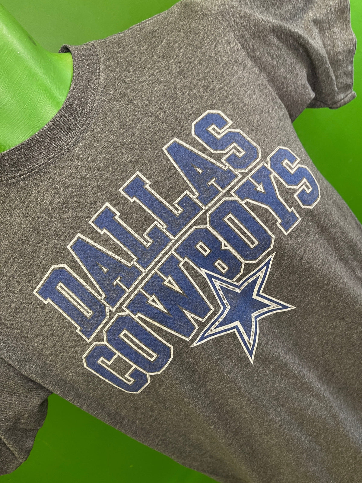 NFL Dallas Cowboys Heathered Charcoal T-Shirt Youth Medium 12-14