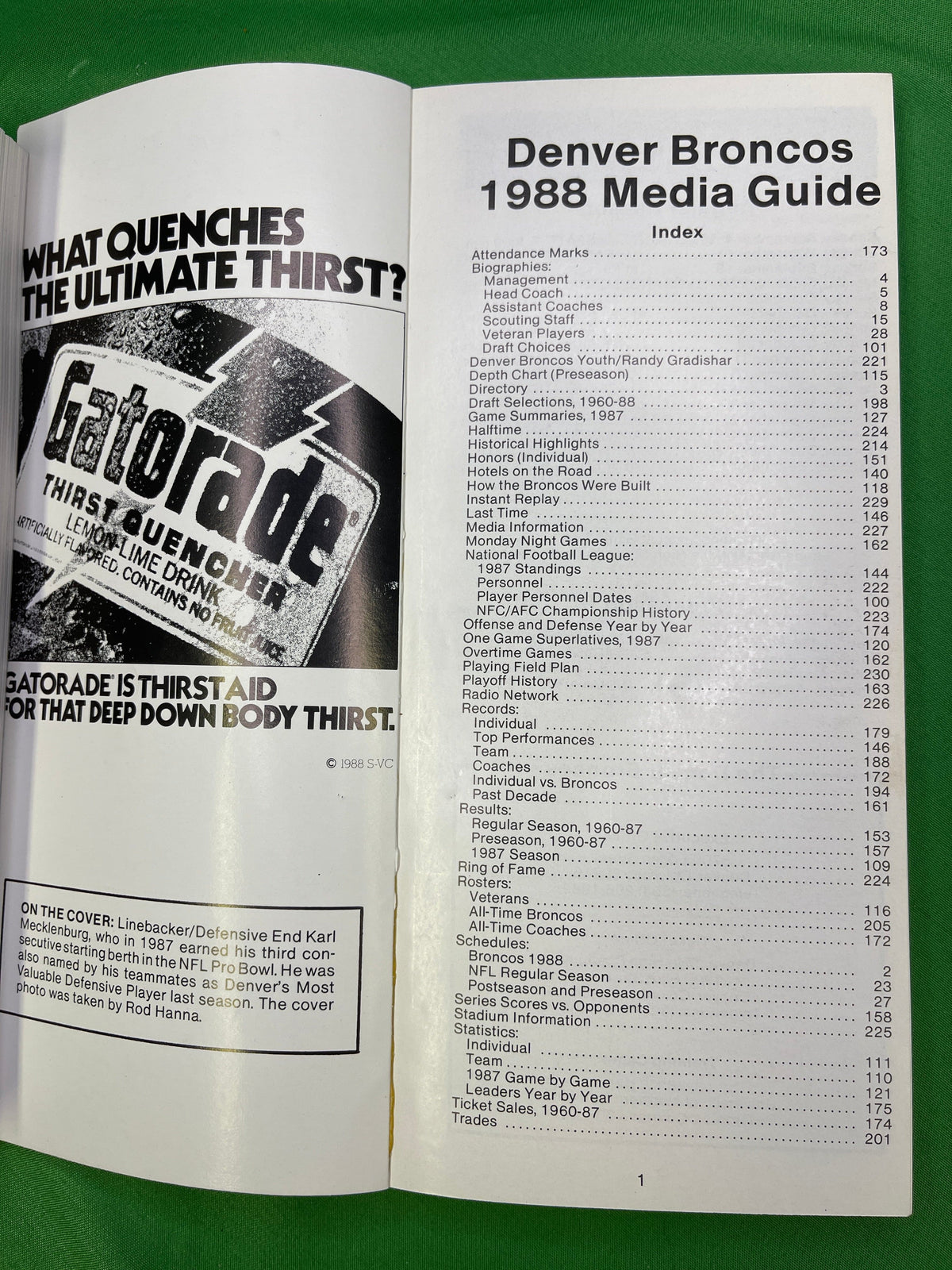 NFL Denver Broncos Vintage 1988 Media Guide Press Book Collectable