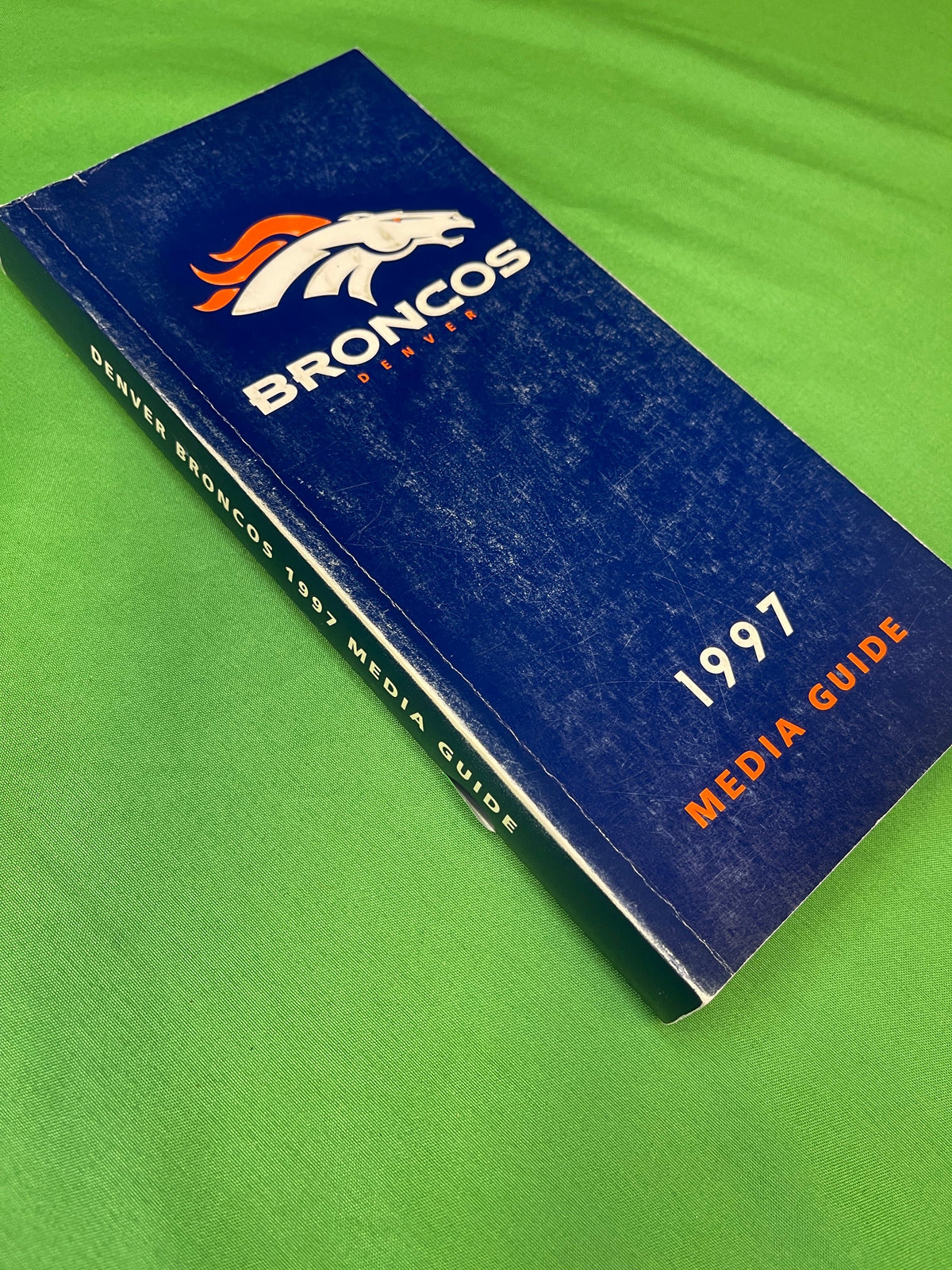 NFL Denver Broncos Vintage 1997 Media Guide Press Book Collectable